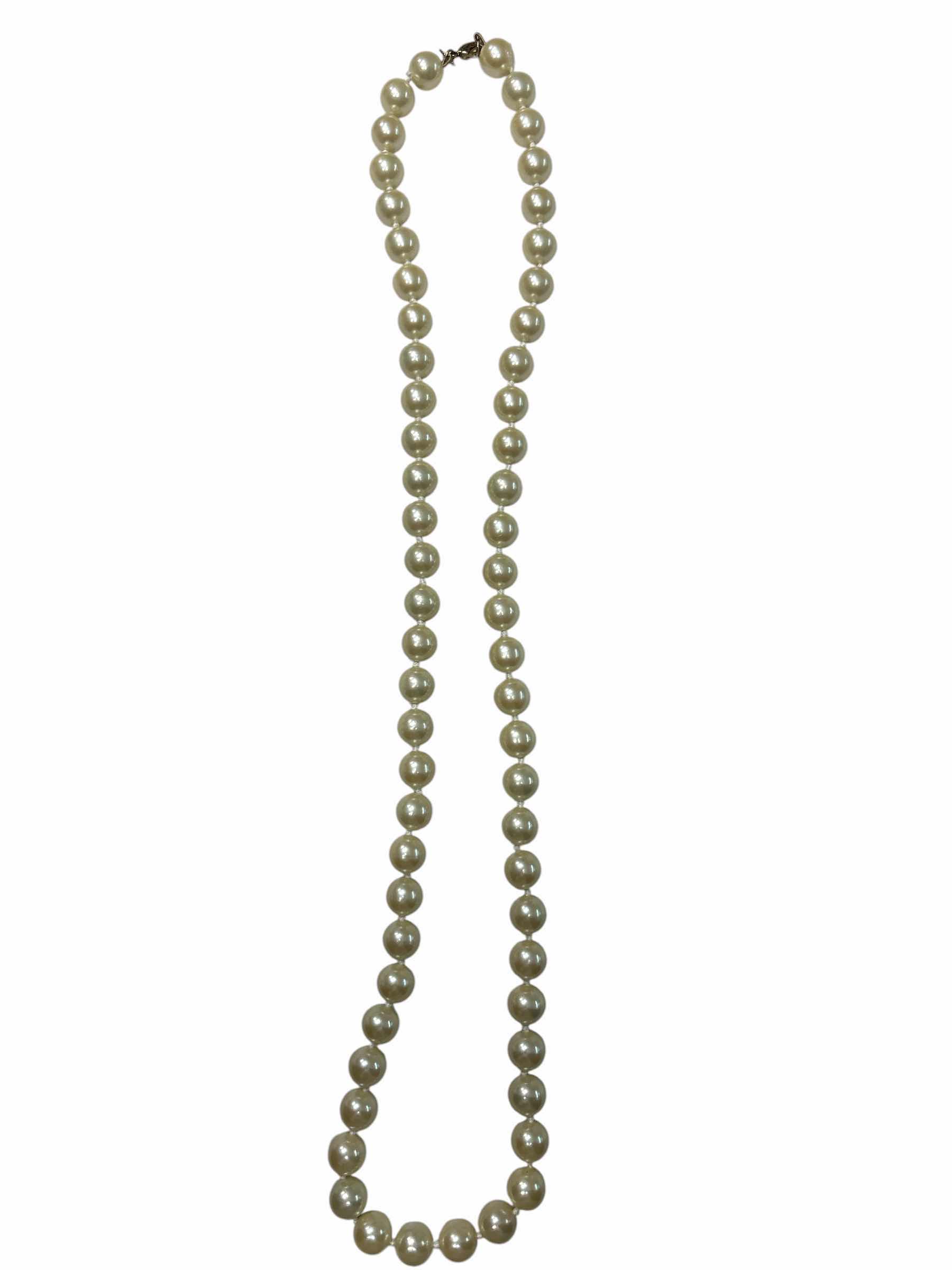 Photo 1 of FAUX PEARLS NECKLACE FASHION JEWELRY (3)PCS