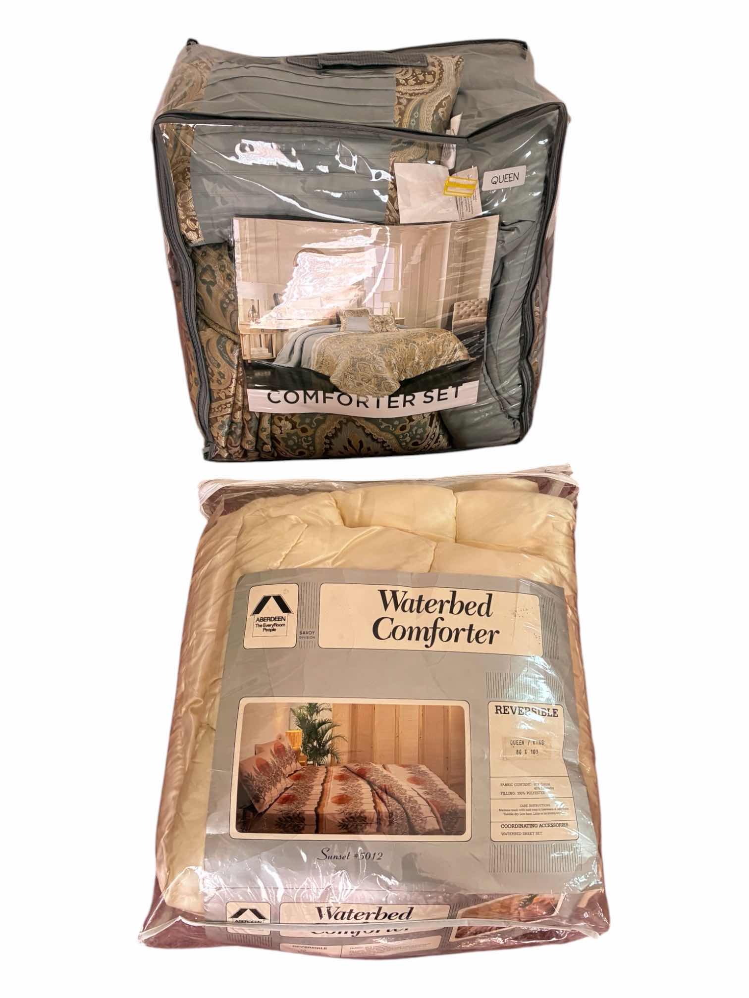 Photo 1 of QUEEN COMFORTER BEDDING SETS (2)