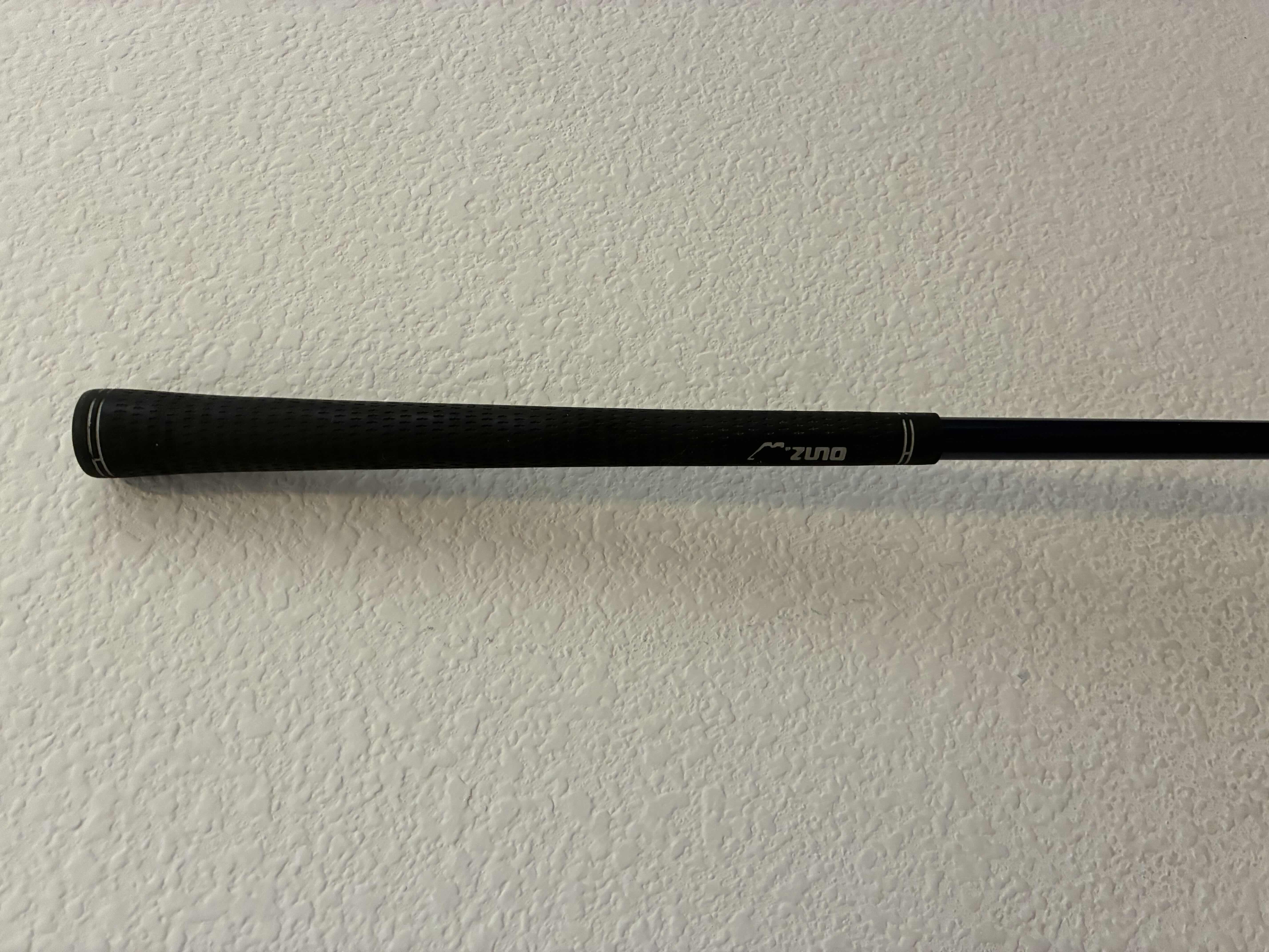 Photo 1 of MIZUNO BLUE RAGE T ZOID FORGED 5 18 GOLF DRIVER