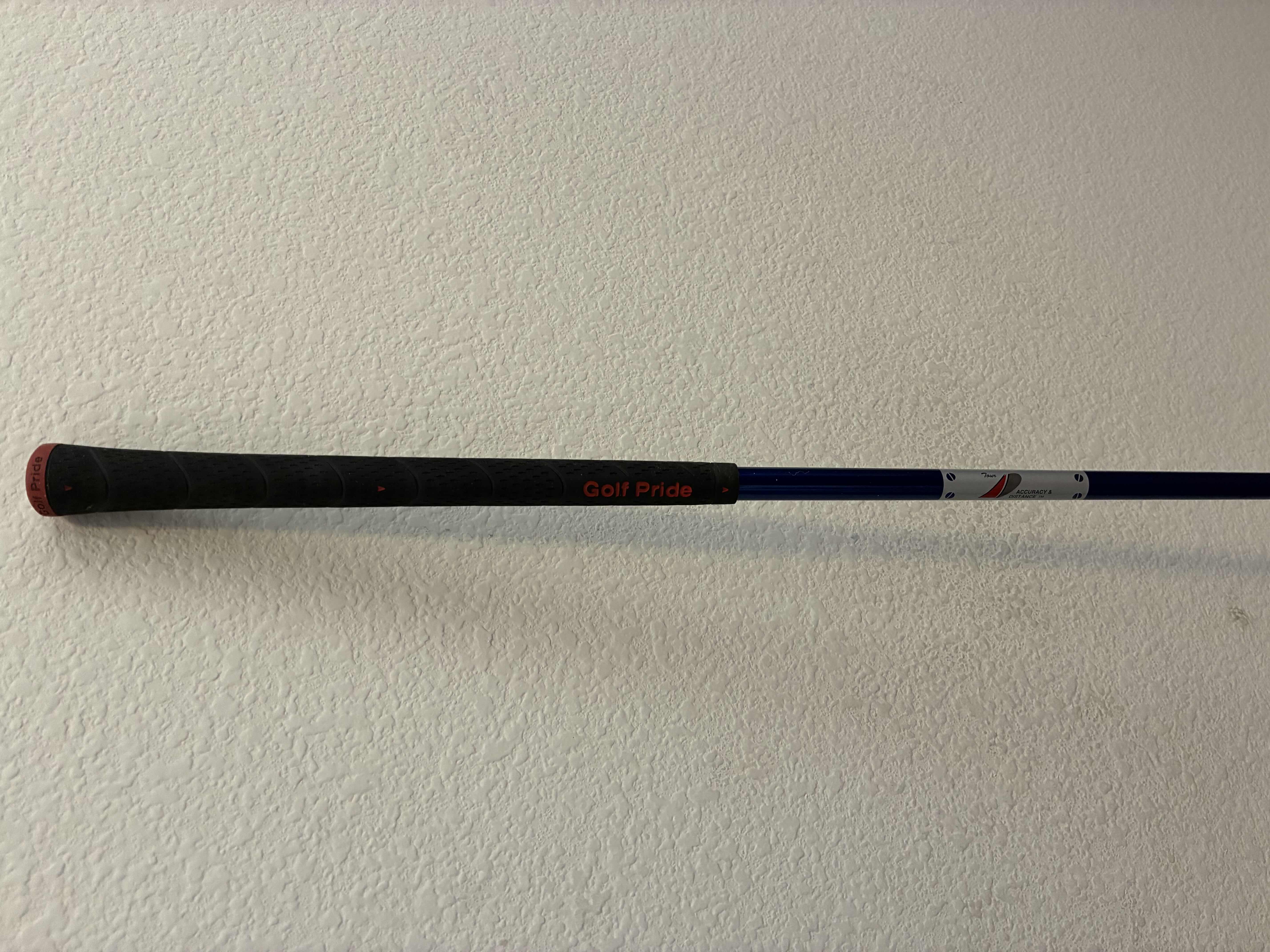 Photo 1 of TITLEIST PRO-TITANIUM 905T 10.5 GOLF DRIVER