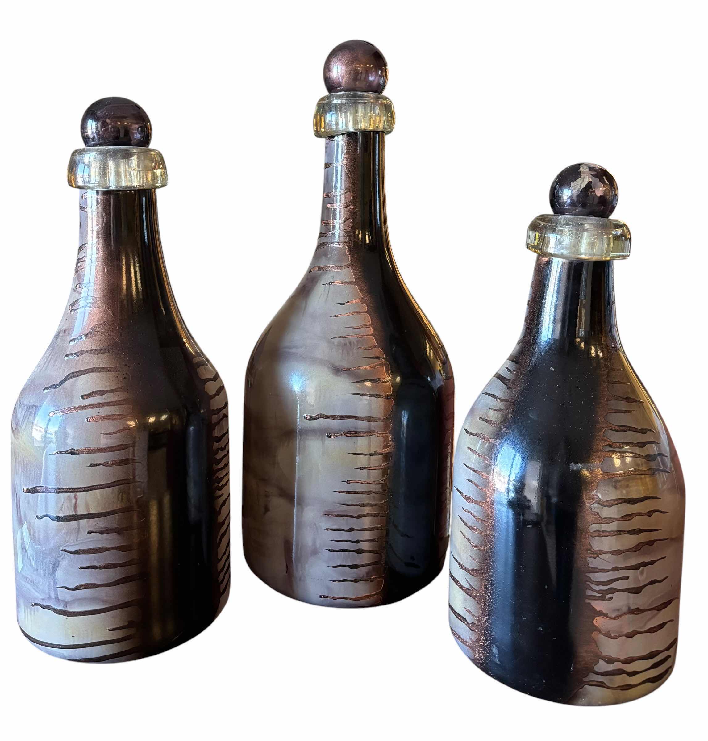 Photo 1 of DECORATIVE ACCENT PIECES (3) (TALLEST H20”)