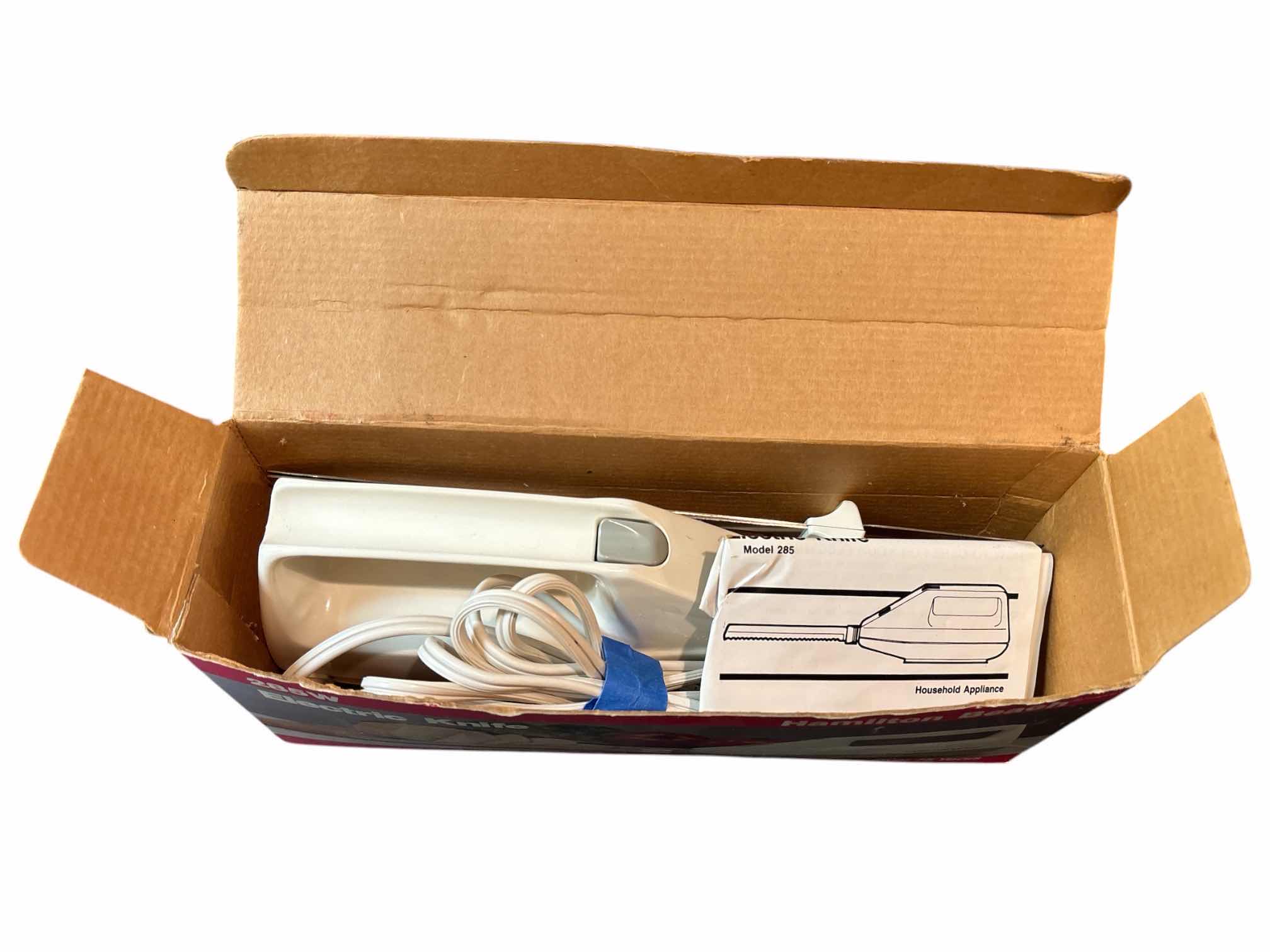 View 2 of HAMILTON BEACH 285W ELECTRIC KNIFE