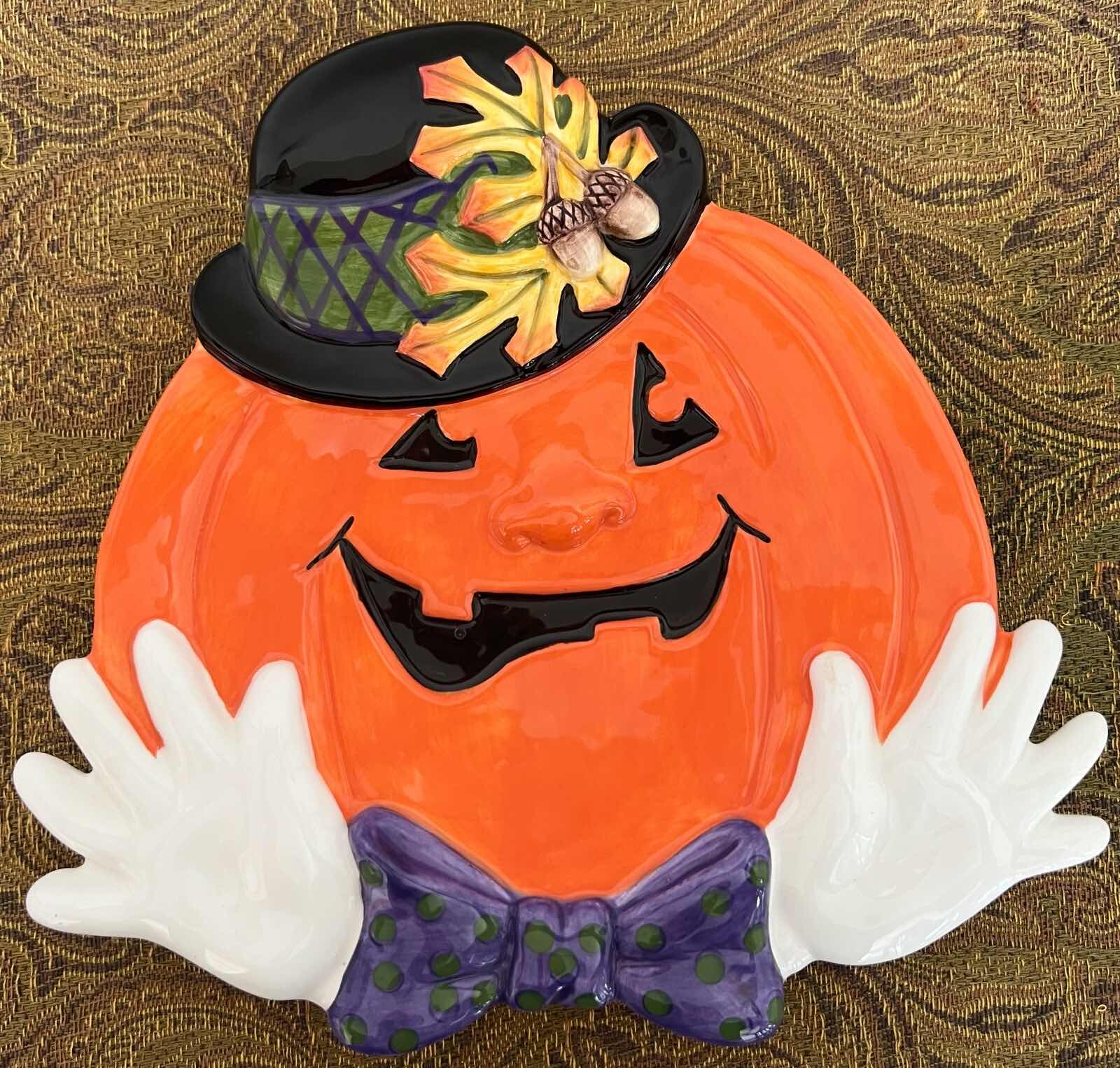 Photo 1 of VINTAGE FITZ AND FLOYD DERBY PUMPKINS 9” PORCELAIN CANAPÉ PLATE (2063/31)