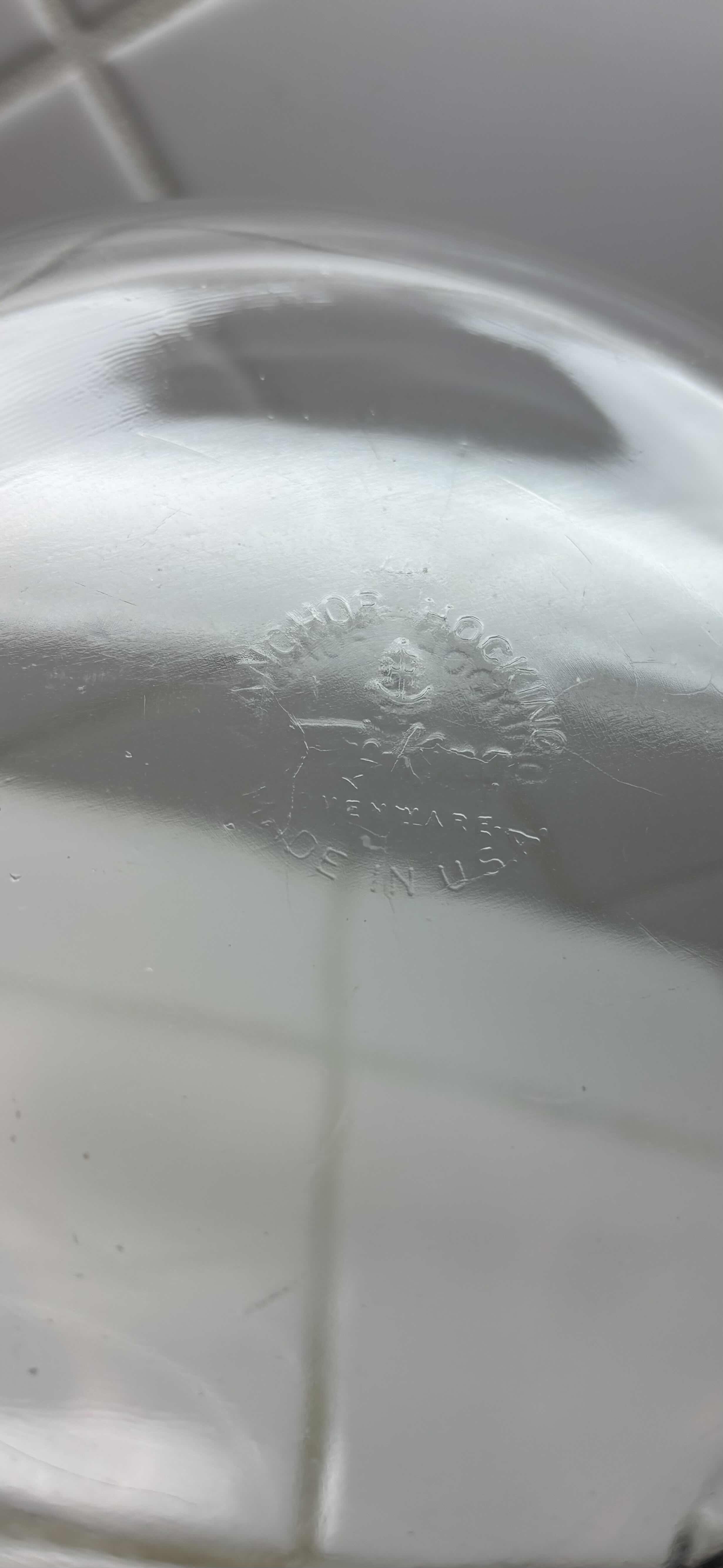 Photo 1 of VINTAGE ANCHOR OVENWARE CLEAR 2 QT ROUND CASSEROLE DISH W LID & ANCHOR HOCKING FIRE KING CLEAR 1.5 QT ROUND CASSEROLE DISH W LID $75