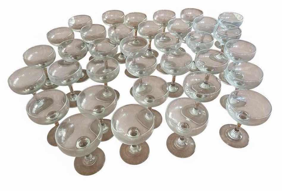 Photo 1 of (35)PCS VINTAGE CLEAR GLASS CHAMPAGNE COUPE STEMWARE SET H5”