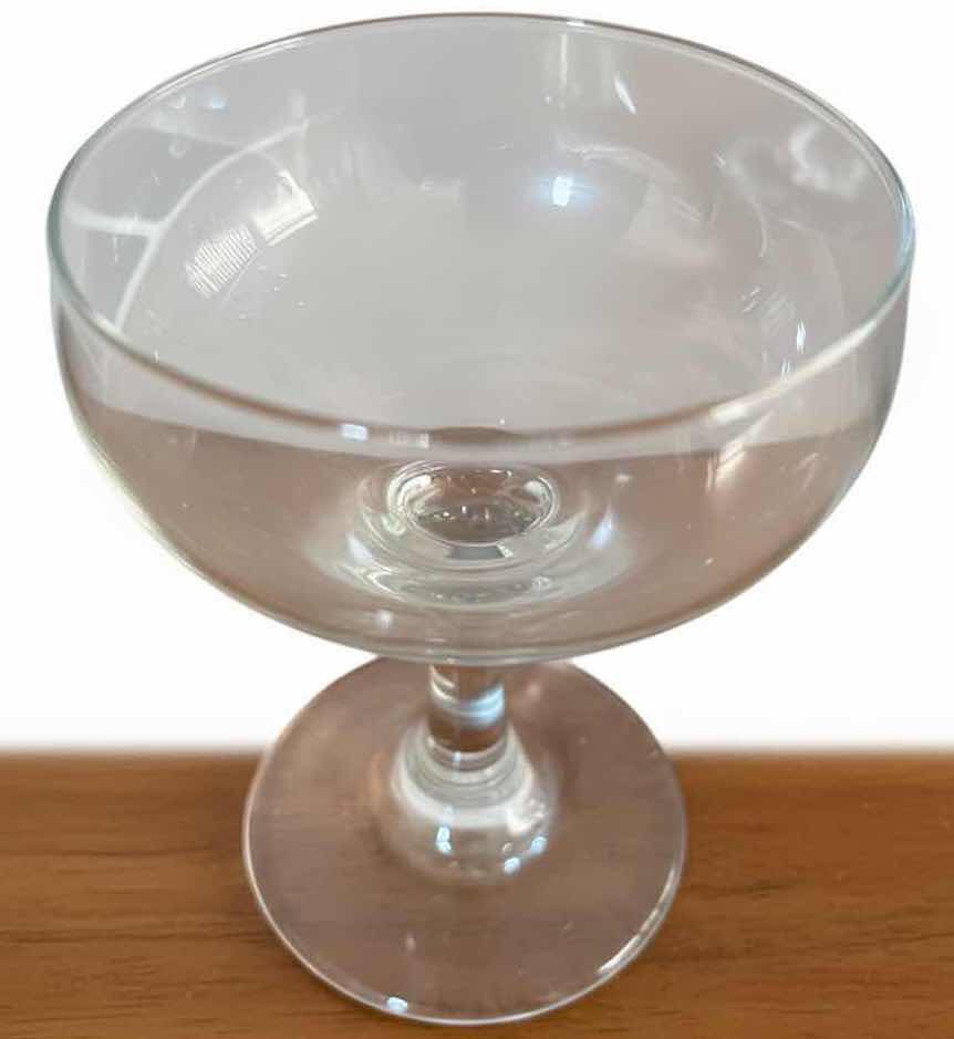 Photo 1 of (35)PCS VINTAGE CLEAR GLASS CHAMPAGNE COUPE STEMWARE SET H5”