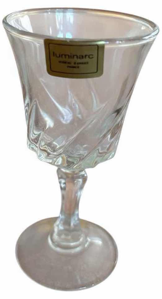 Photo 1 of (12)PCS VINTAGE LUMINARC & ASSORTED GLASS LIQUEUR STEMWARE H4”