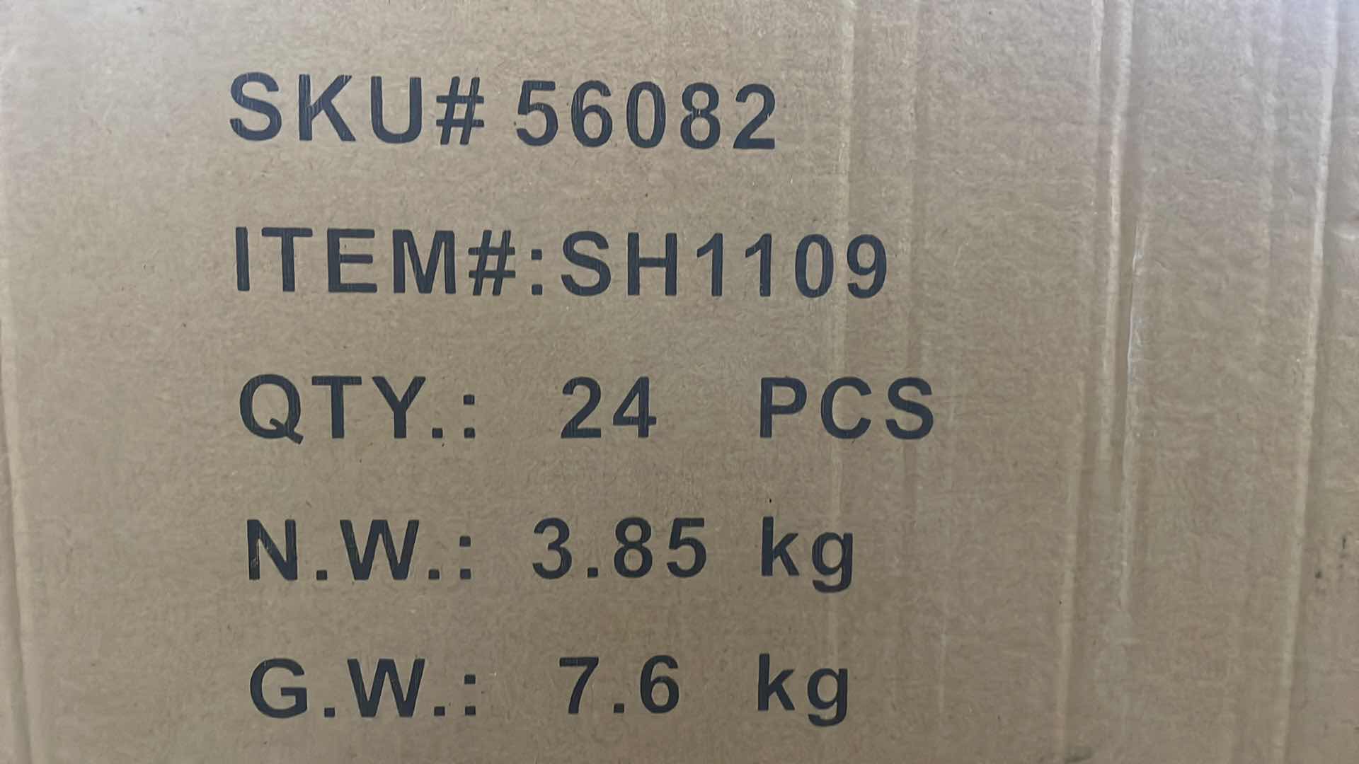 Photo 1 of CASE OF 24 HOME-X WINDOW BIRD FEEDER HOUSE WITH EXTRA STRONG SUCTION CUPS CLEAR BIRD SEED HOLDER