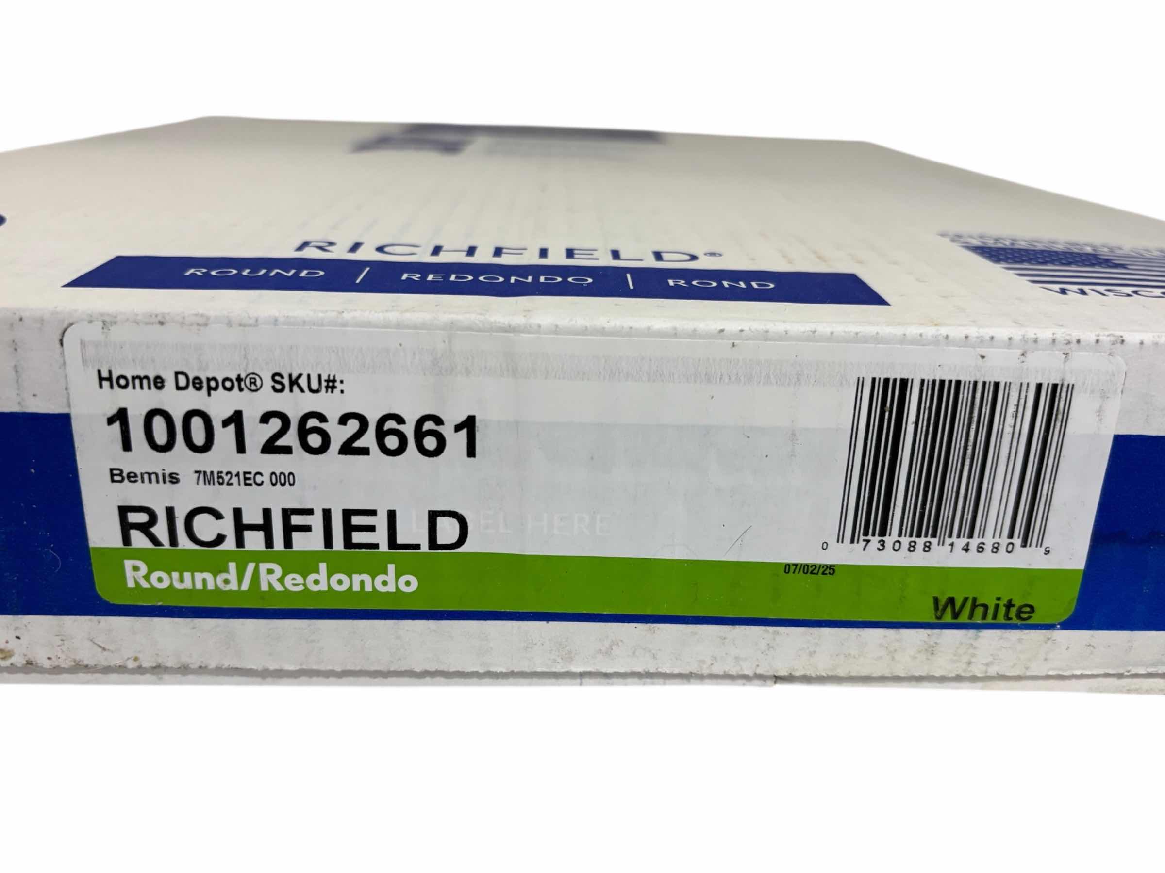 Photo 1 of BEMIS RICHFIELD 16.5” ROUND ENAMELED WOOD TOILET SEAT, WHITE 7M521EC 000