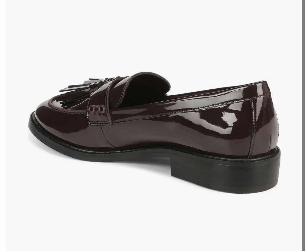 Photo 1 of NIB CAROLYN LOW TASSEL LOAFER, BROWN PATENT LEATHER WOMENS SIZE 8.5M $115