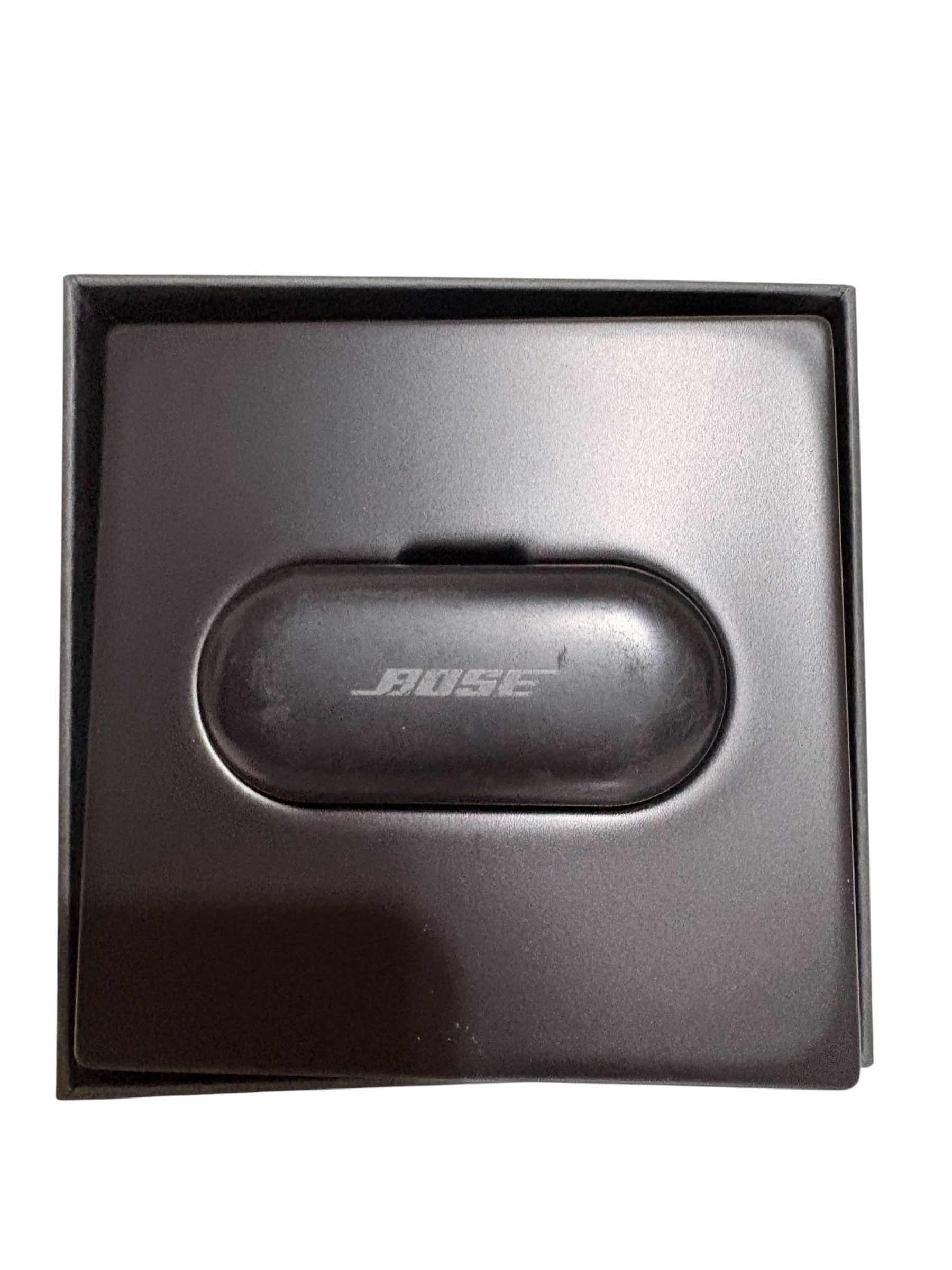 Photo 1 of BOSE SPORT EARBUDS RETAIL $219