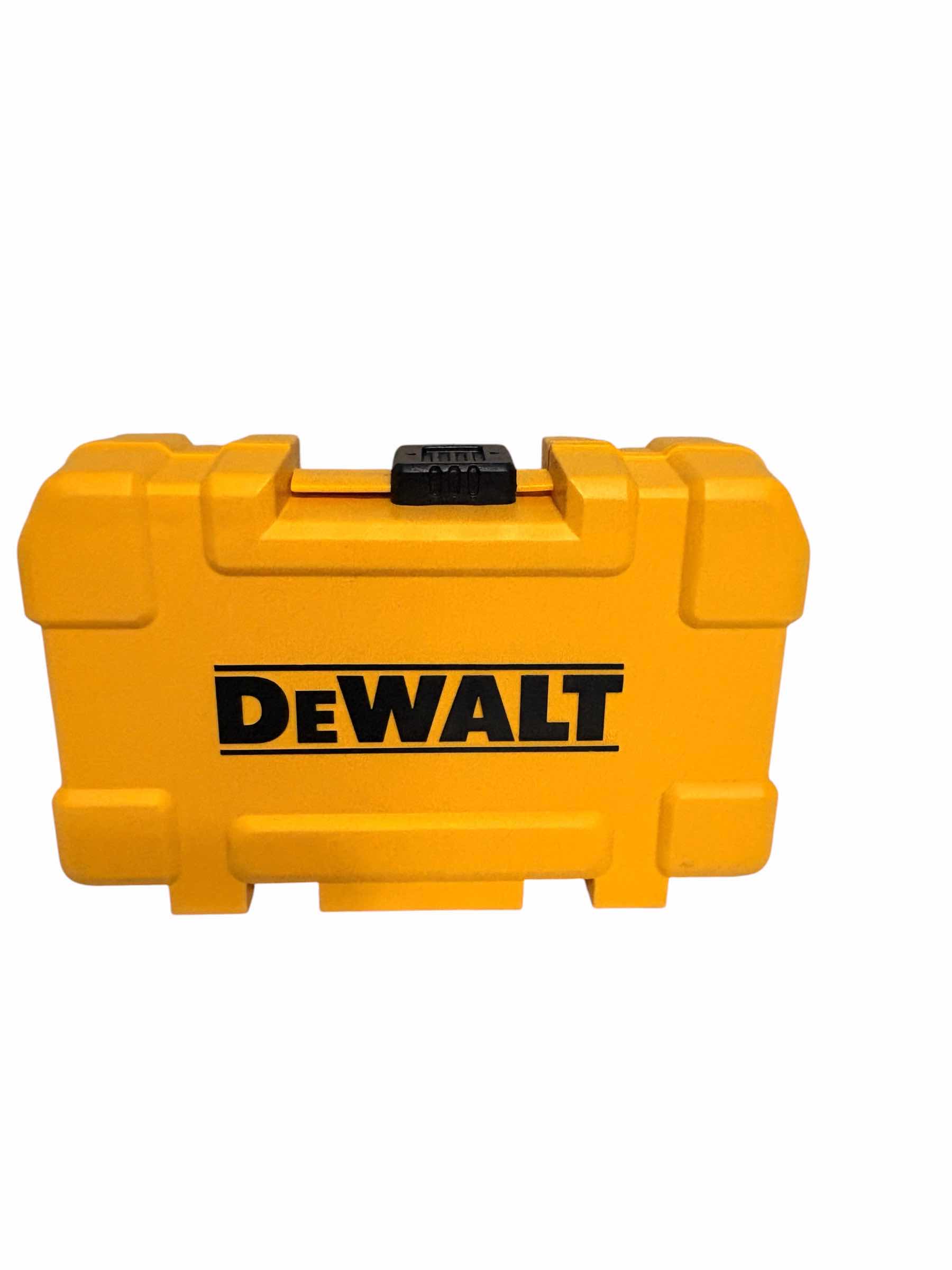 Photo 1 of DEWALT SCREWDRIVER BIT SET