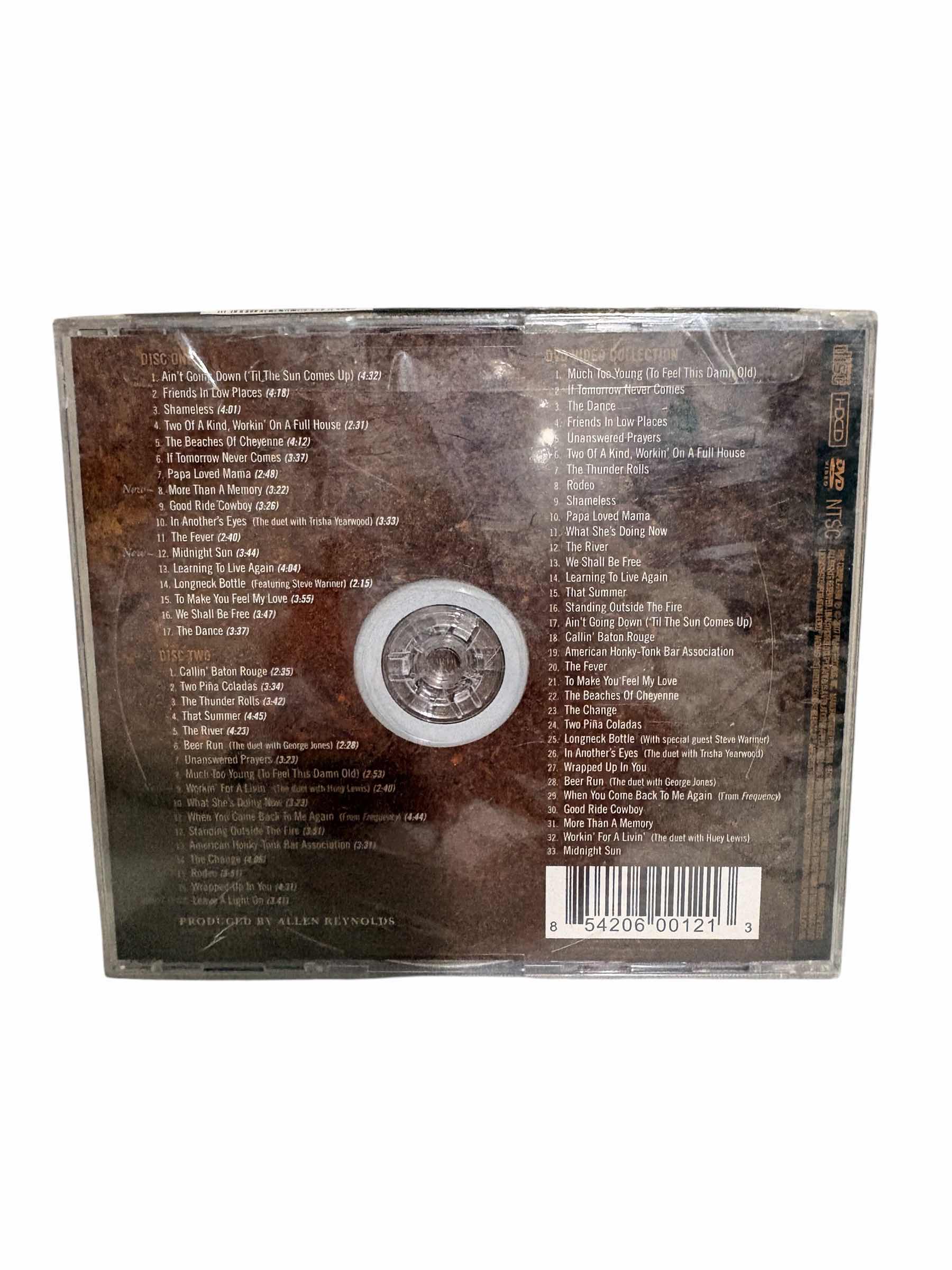 Photo 1 of GARTH BROOKS ULTIMATE HITS CD RETAIL