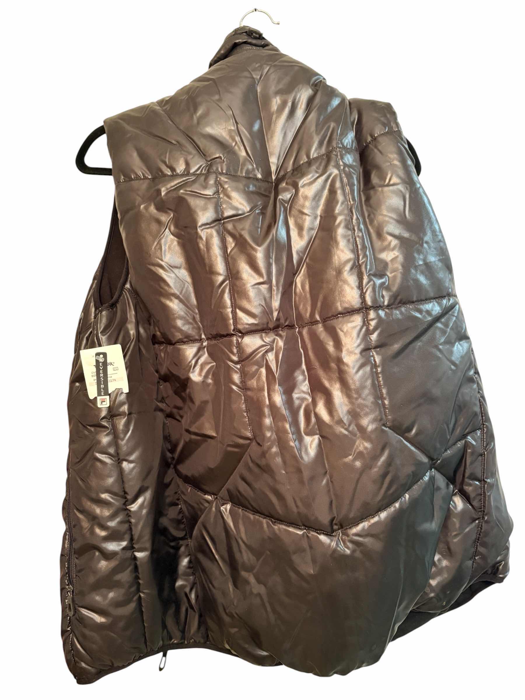 Photo 1 of Fila  Vest WOMENS SIZE L