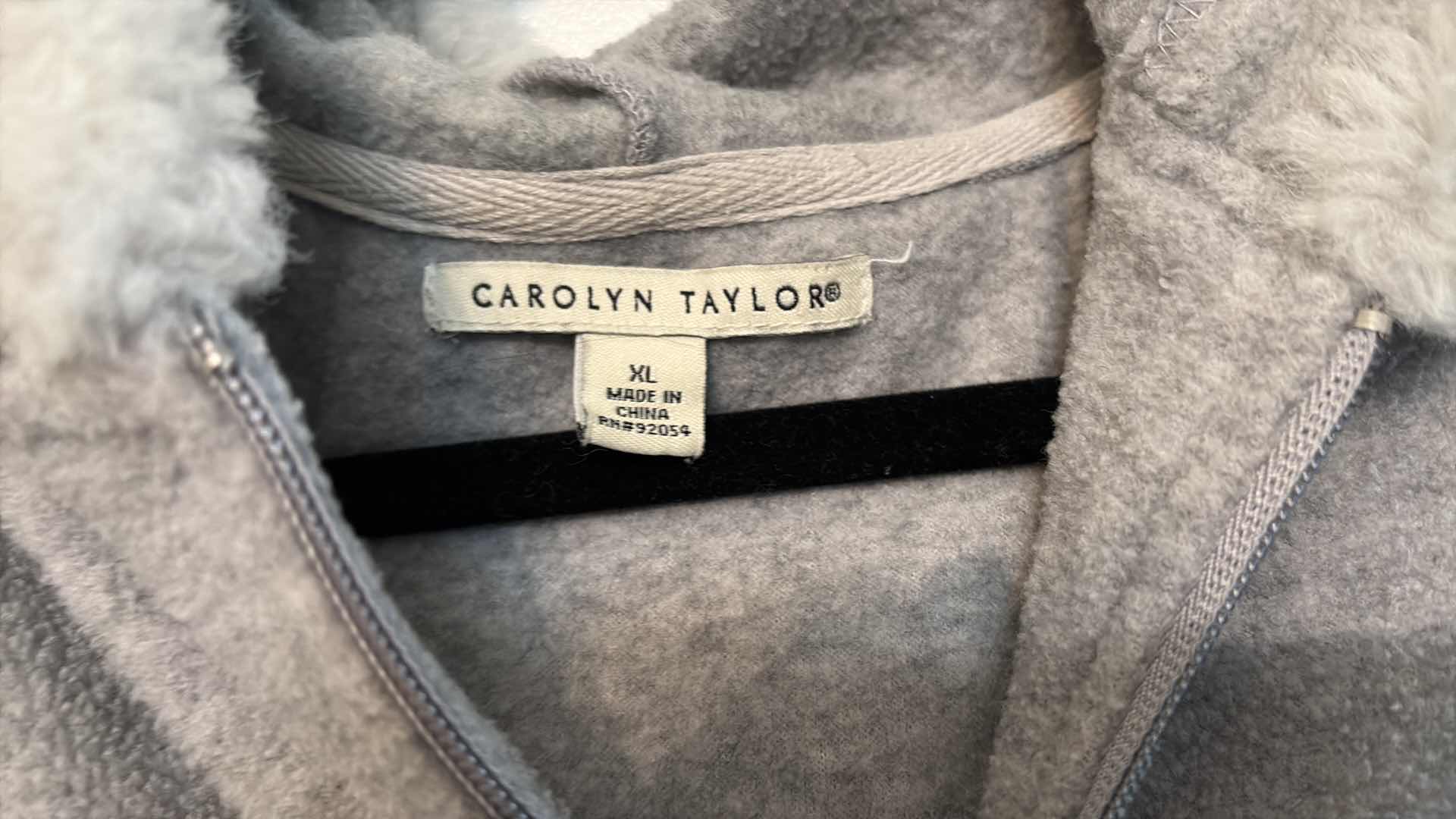 Photo 1 of FLEECE JACKETS WOMENS SIZE XL,XXL (2)