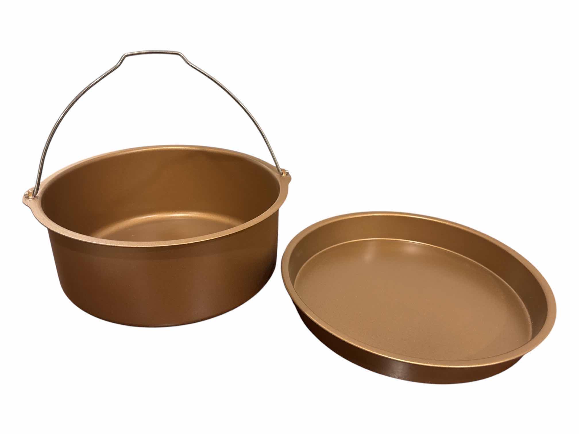 Photo 1 of BAKEWARE 3 PCS