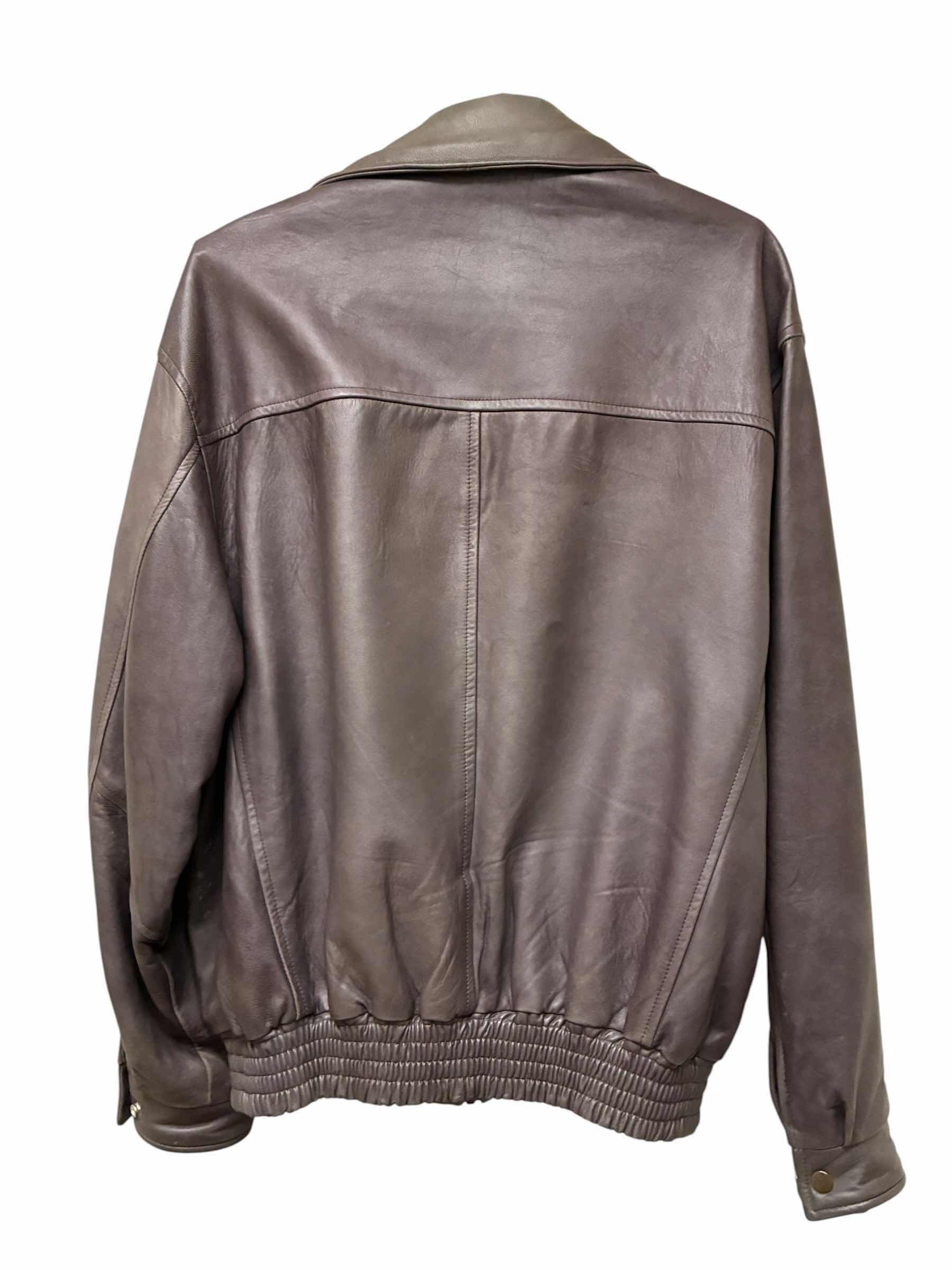 Photo 1 of VINTAGE PARAMOUNT PICTURES LEATHER JACKET MEN’S SIZE M-L