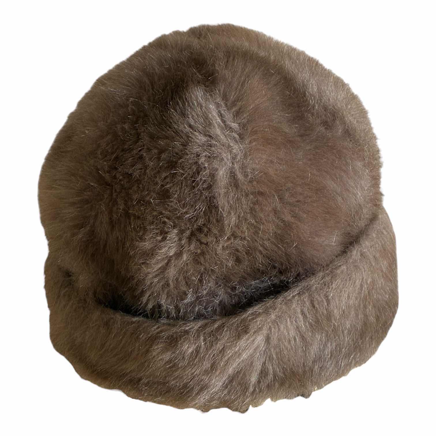 Photo 1 of UNITED HATTERS CAP MILLINERY BROWN FUR HAT 7”