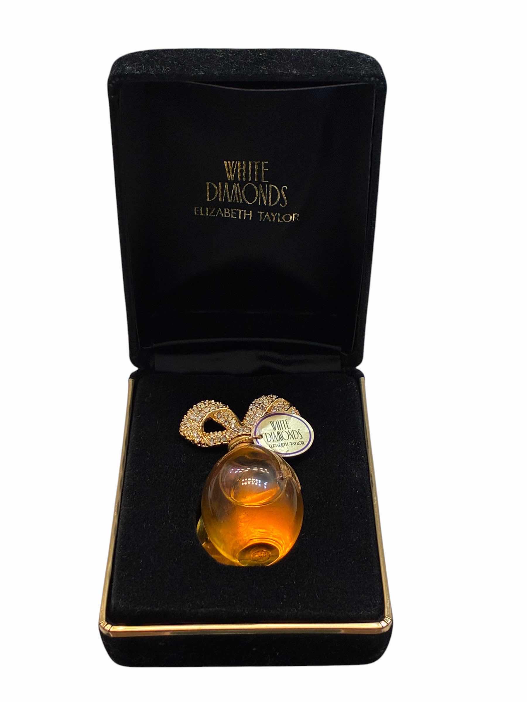 Photo 1 of WHITE DIAMONDS ELIZABETH TAYLOR PERFUME .25FLOZ W ORIGINAL CASE