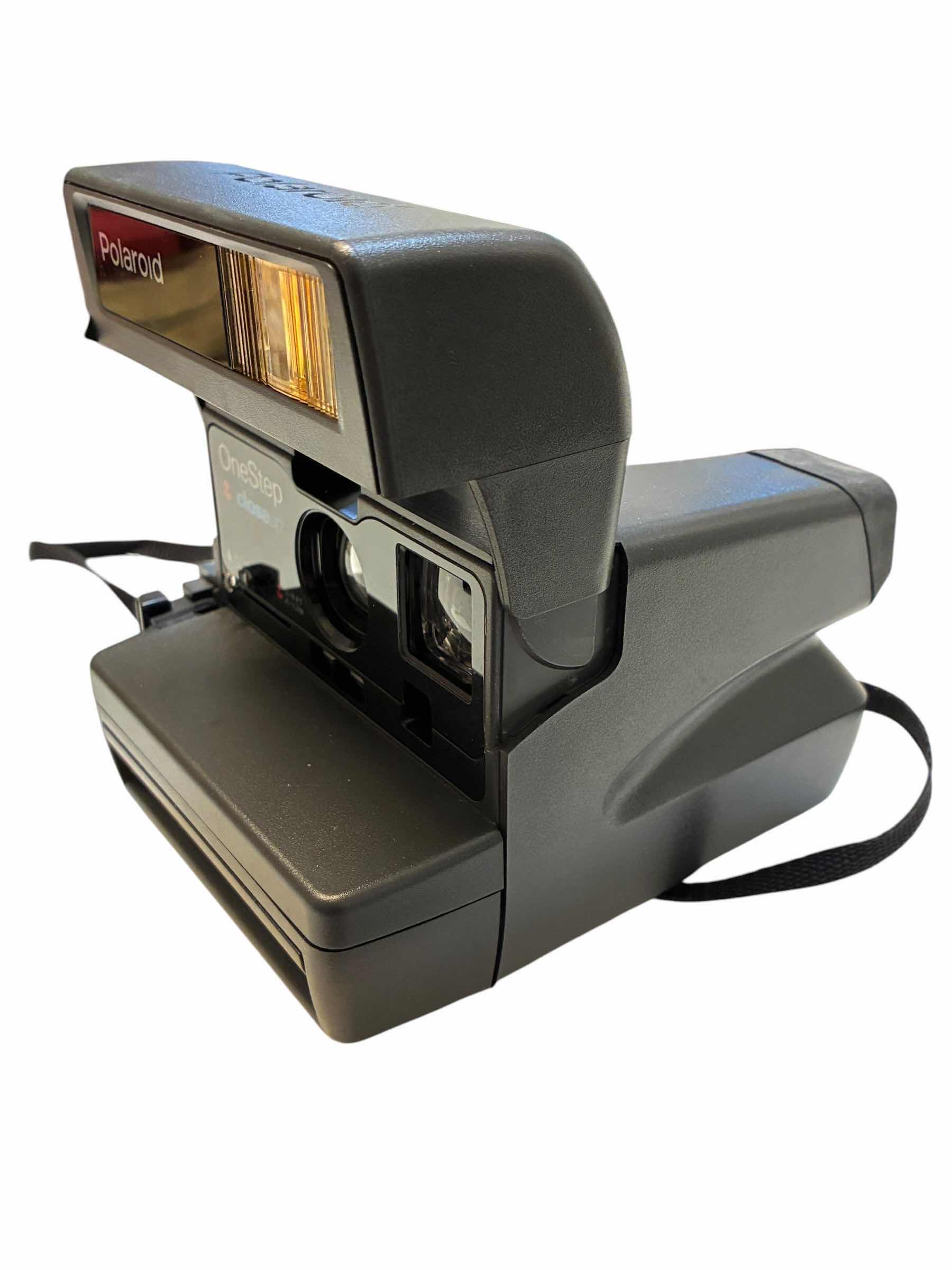 Photo 1 of VINTAGE POLAROID ONE STEP CLOSE-UP CAMERA