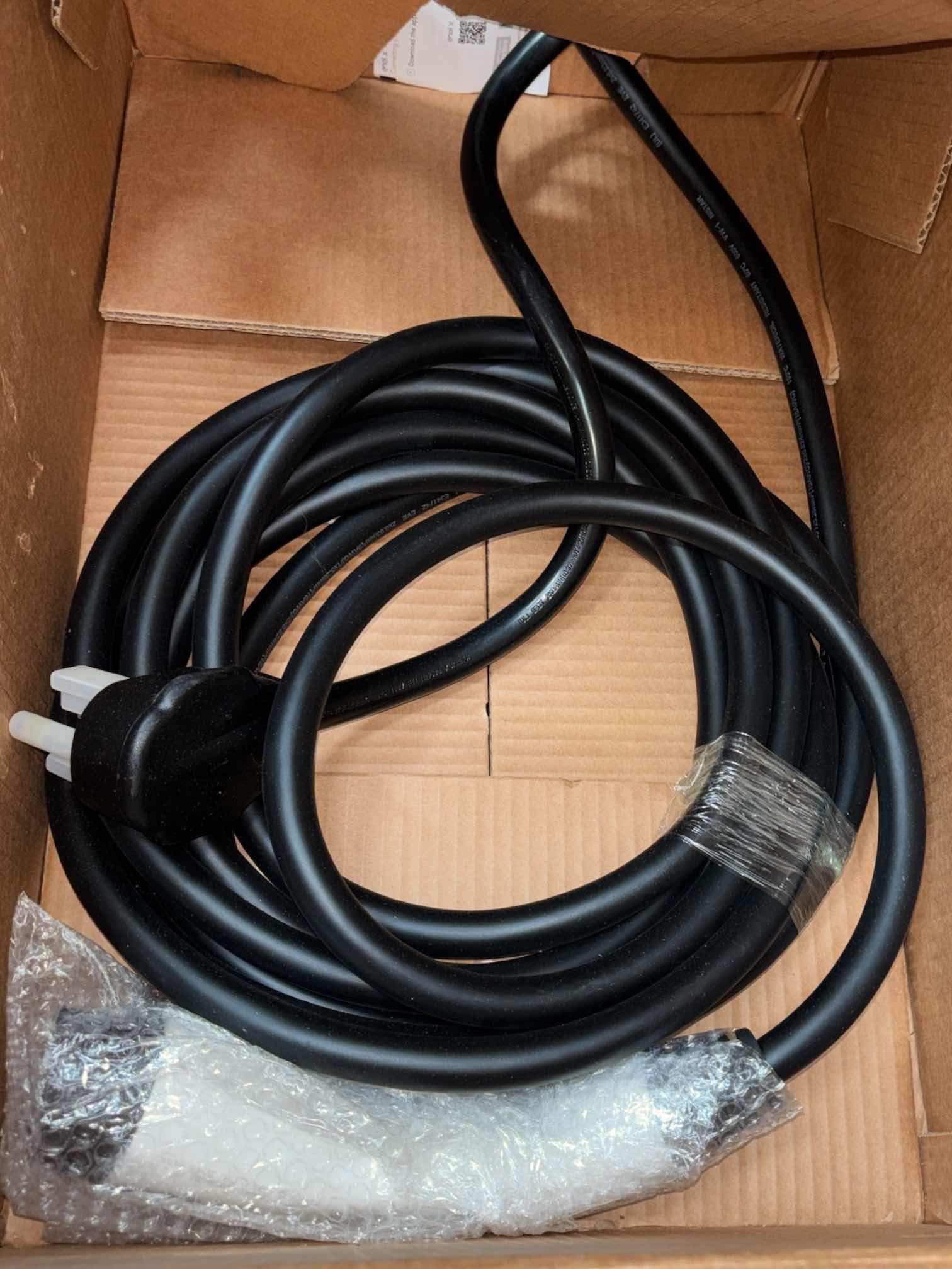 View 3 of JUICEBOX 40 AMP HIGH-POWERED, FAST & COMPACT ELECTRIC CAR CHARGER