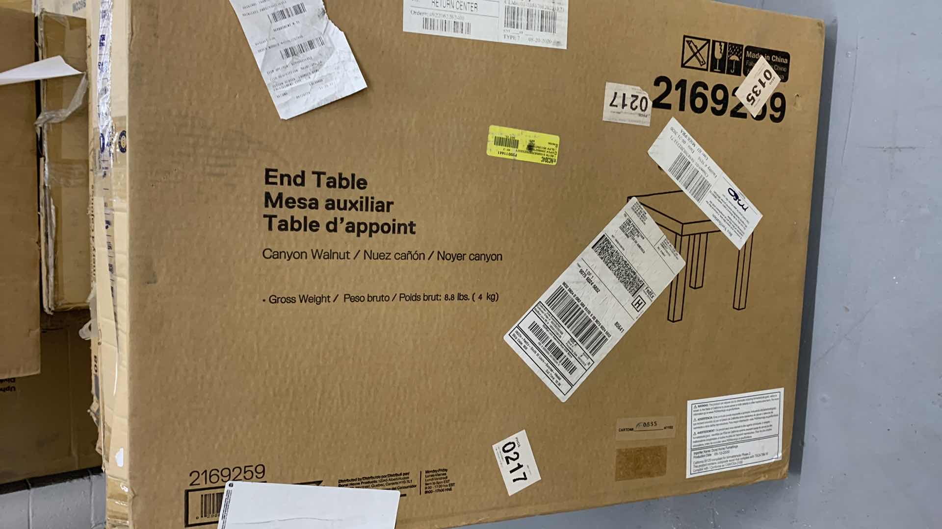 Photo 2 of END TABLE CANYON WALNUT COLOR MIDEL 2169259