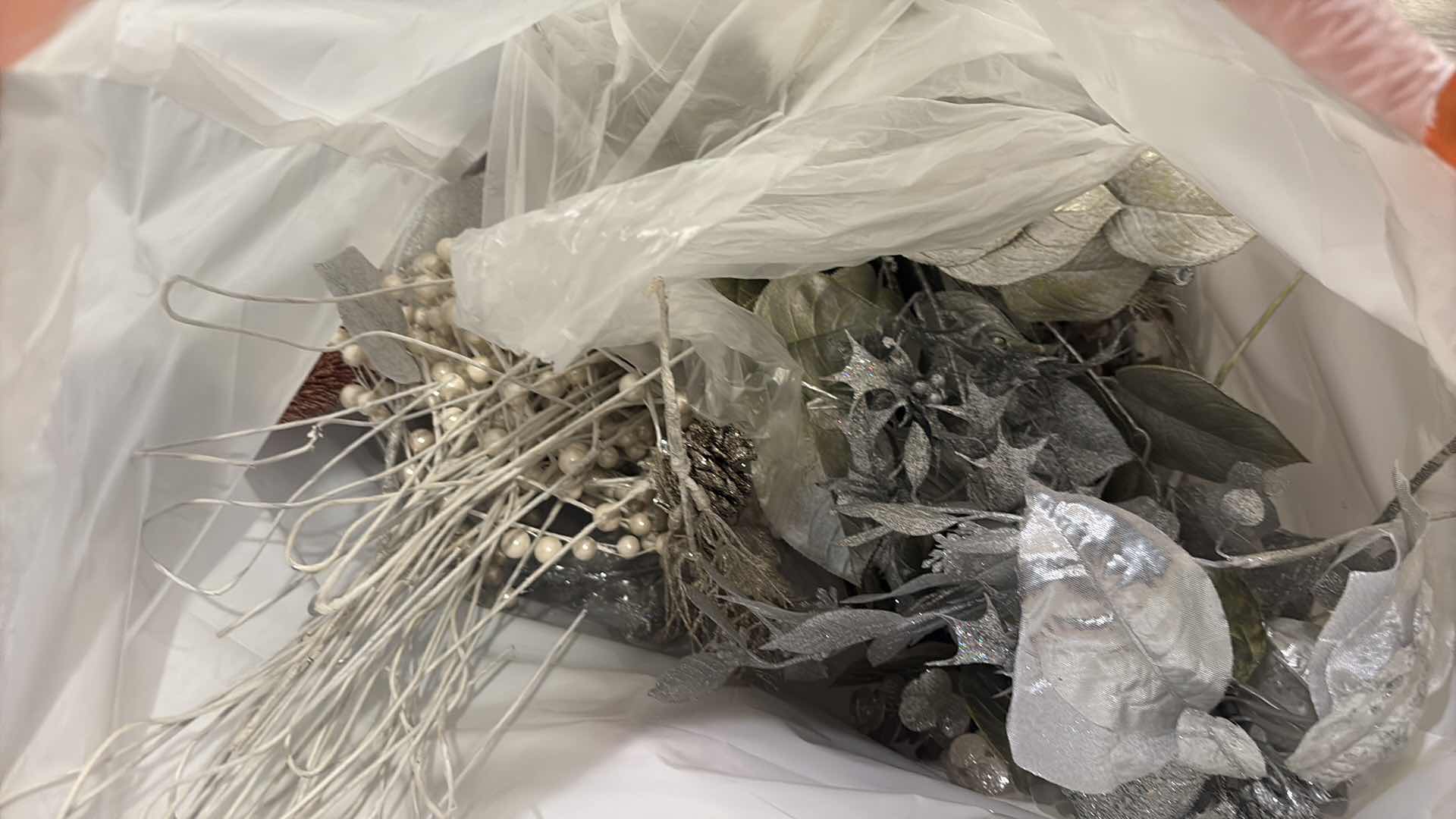 Photo 1 of CHRISTMAS DECOR