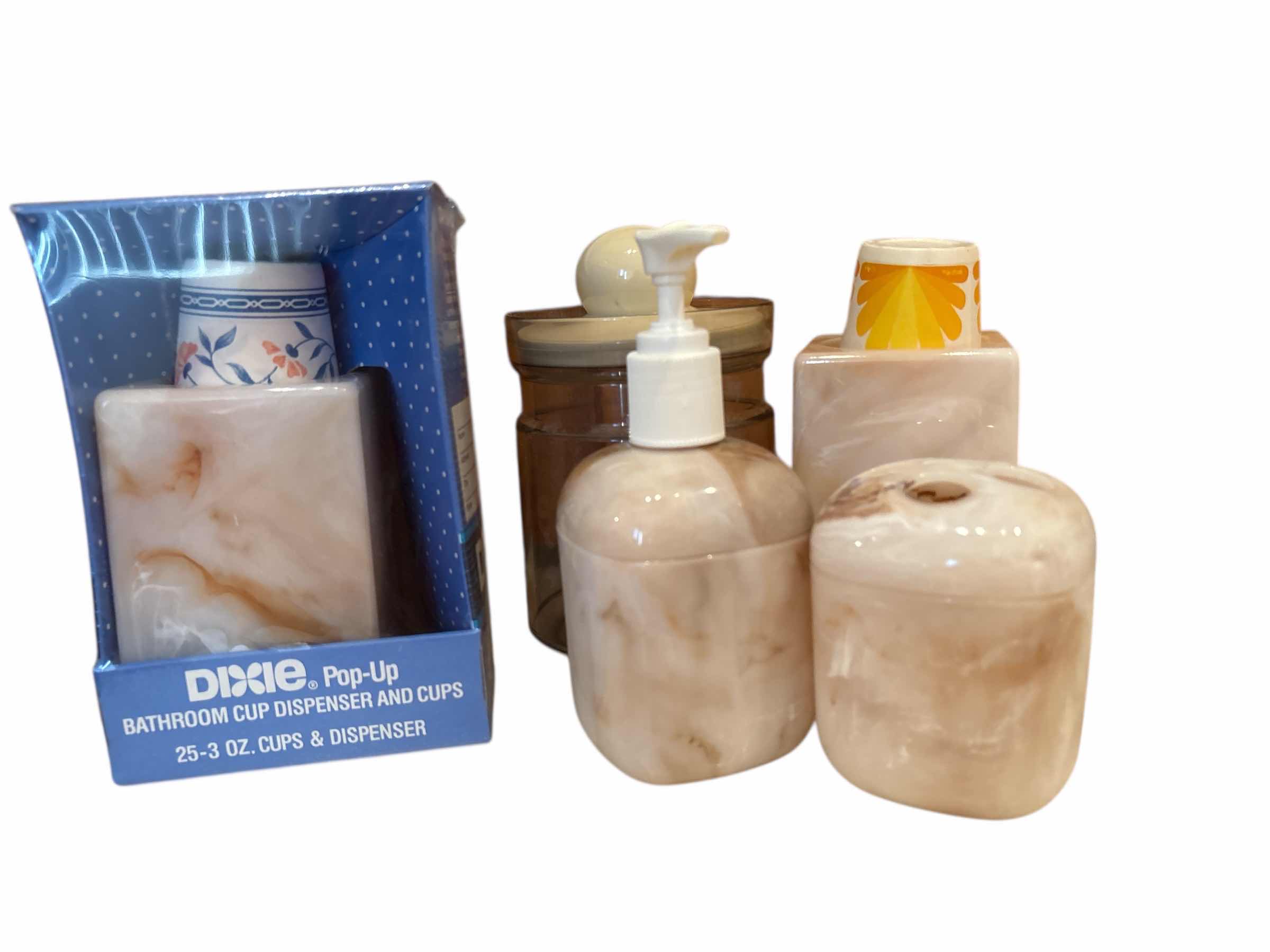 Photo 1 of (9)PCS BATHROOM SET