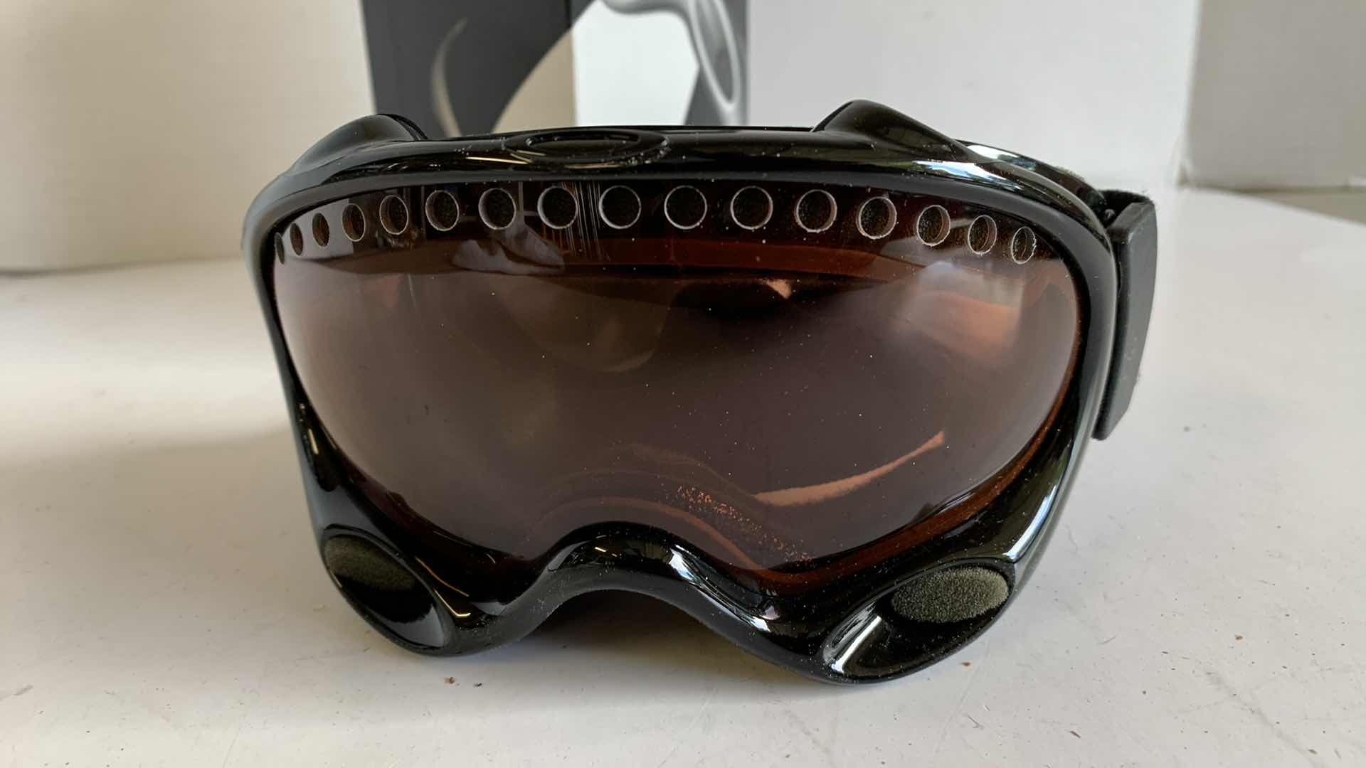 Photo 1 of OAKLEY POLARIZED SNOW GOGGLES