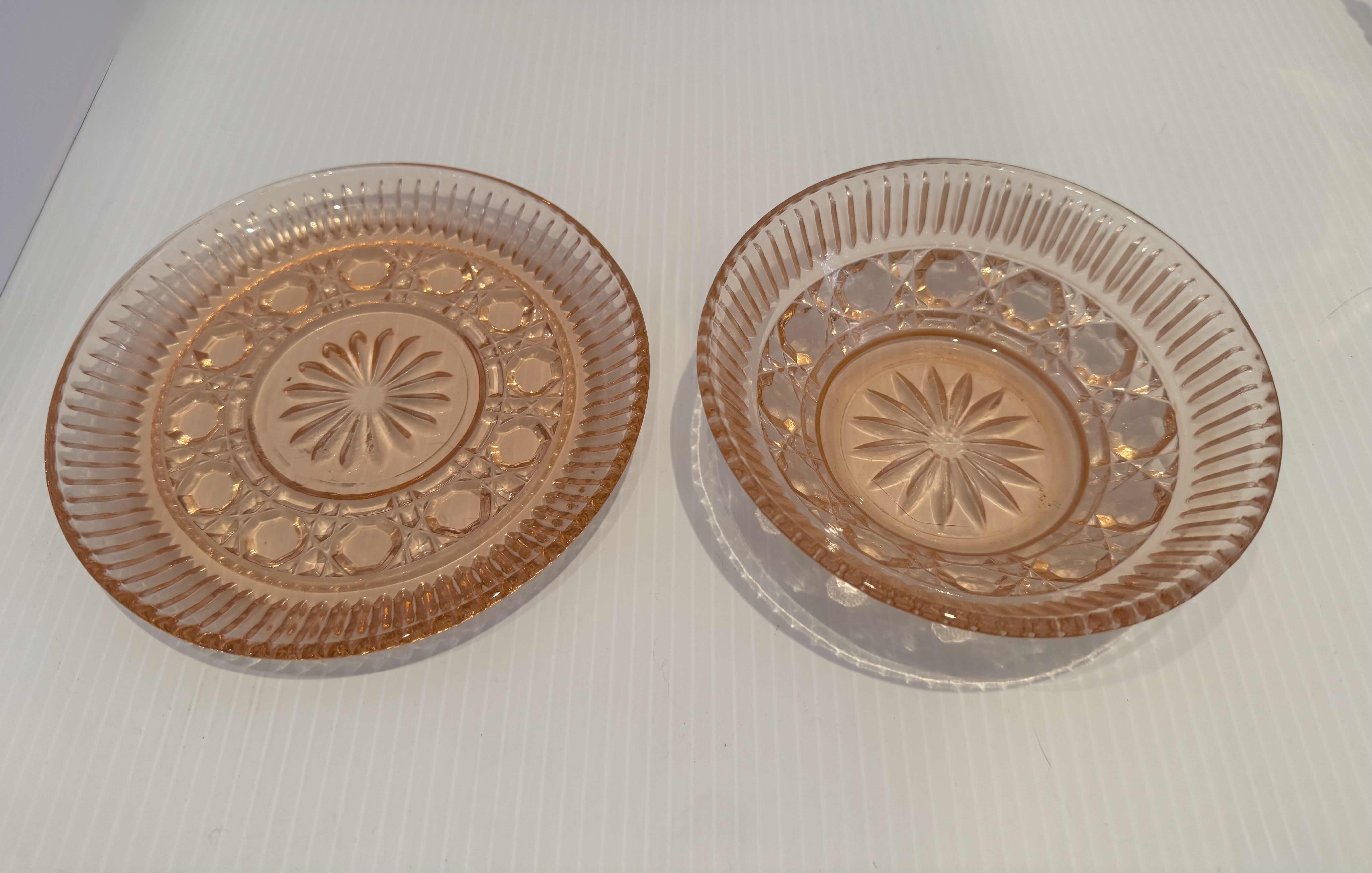 Photo 1 of 10-VINTAGE PINK DEPRESSION GLASS, BOWLS AND PLATES.
D10” X H2”
D8” X H1.5”
D8” X H.5”
D6.5” X H.5”
D5.5” X H2”
5* D4.5 X H1.5”