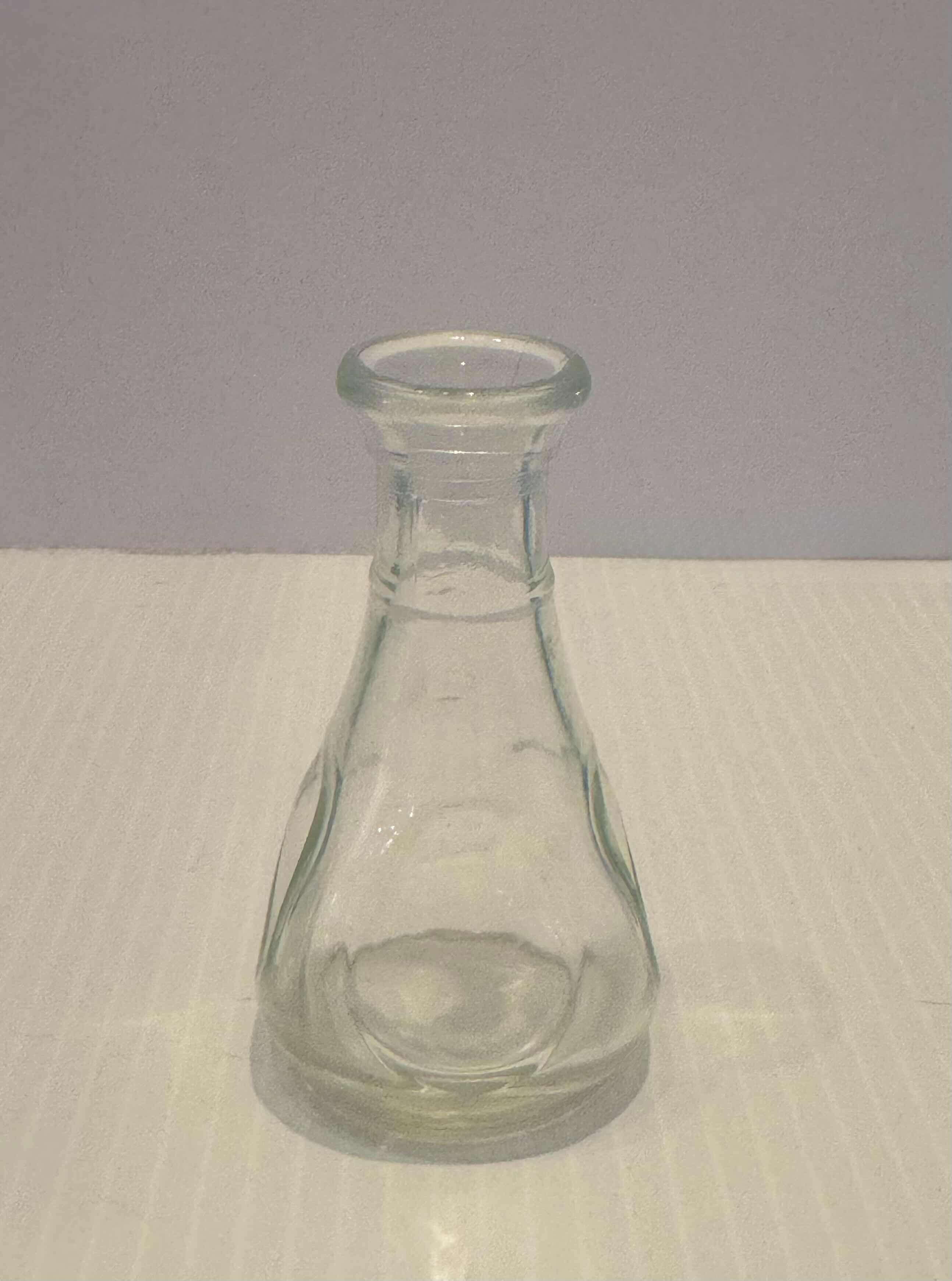 Photo 3 of FLOWER VASES, DECORATIVE TABLE PIECES, SET OF 1

D3” X H7”

D2” X H3.5”