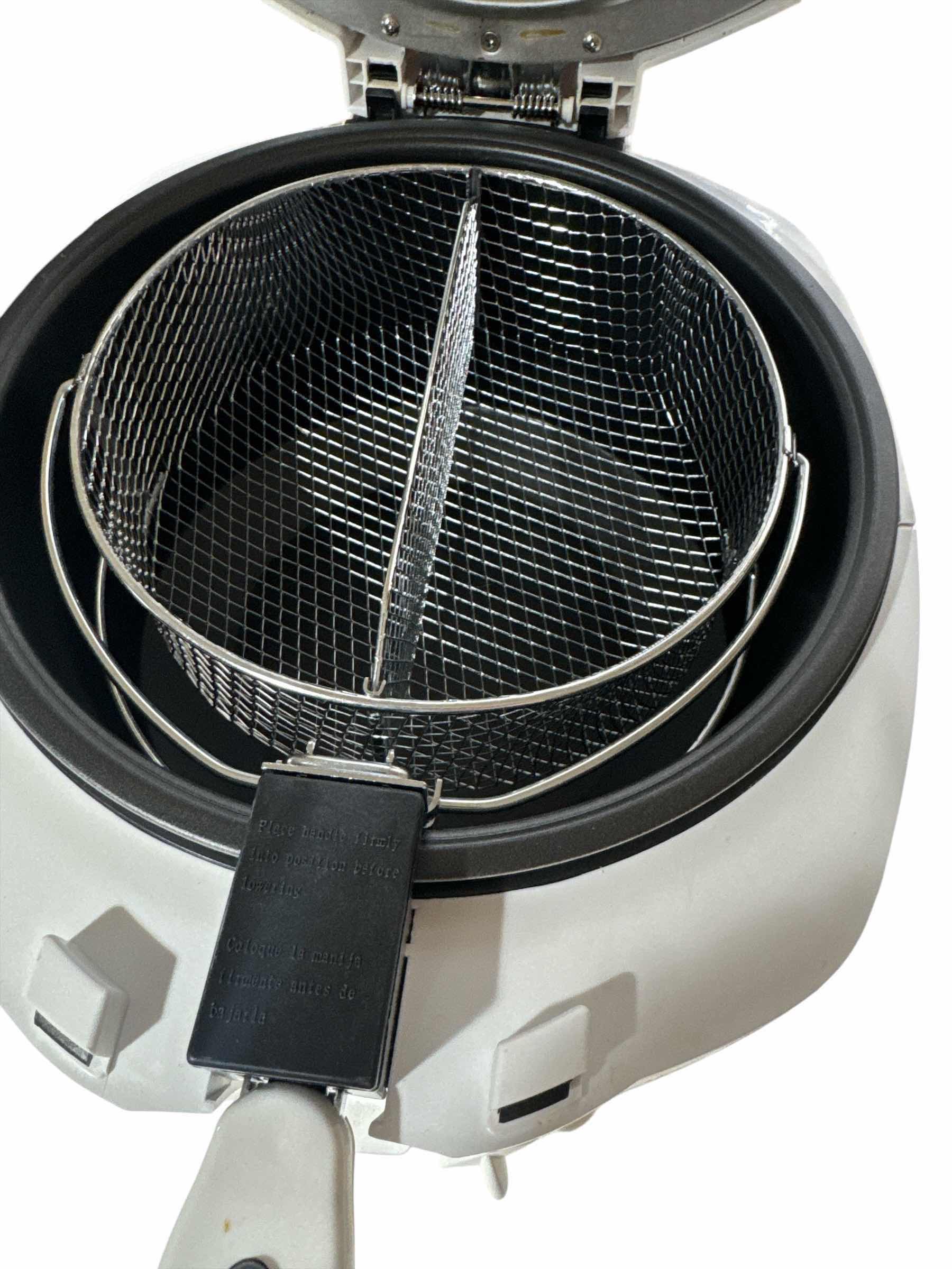 Photo 1 of OSTER FRYSMART DEEP FRYER