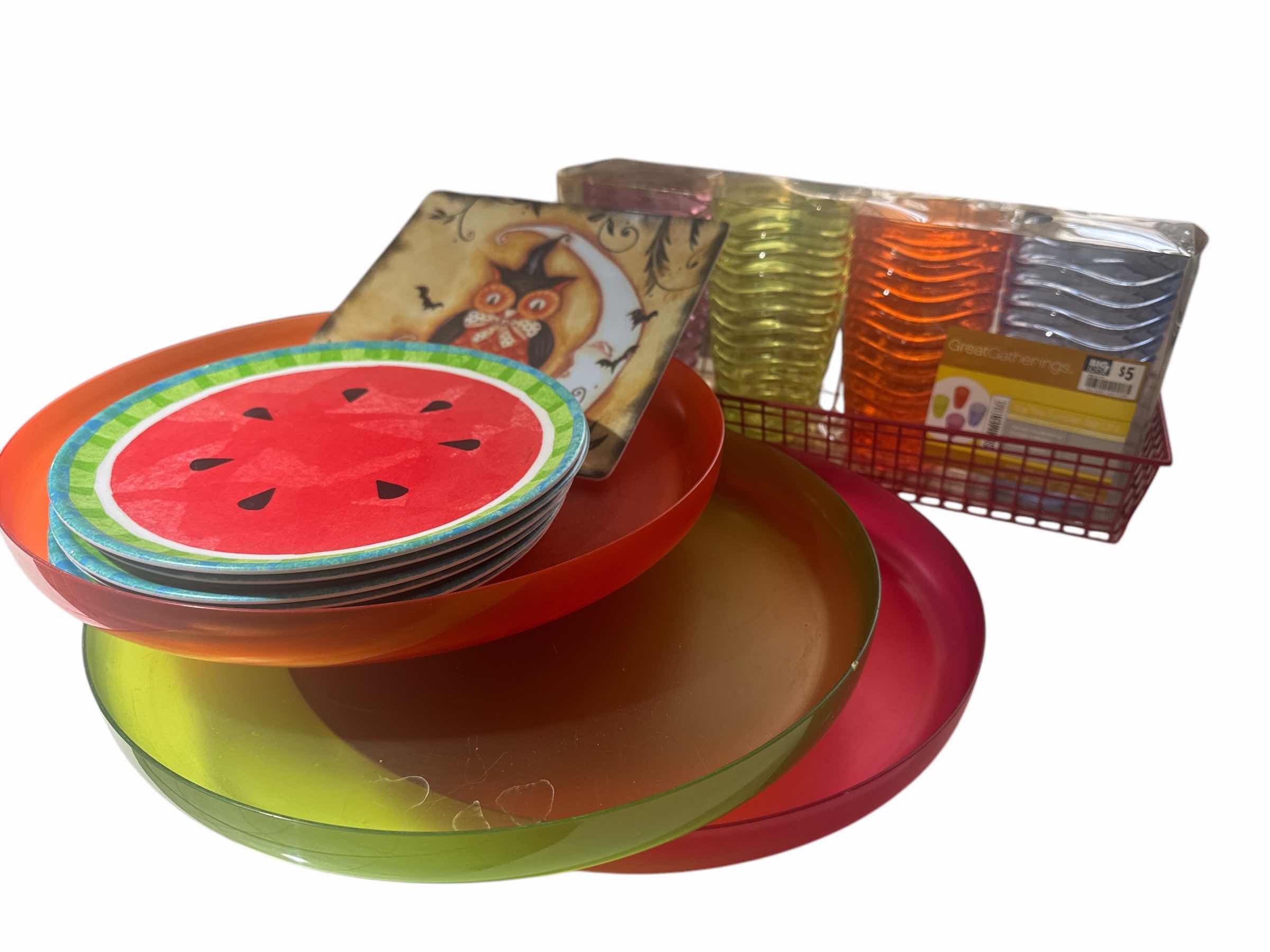 Photo 1 of 11 PLASTIC PLATES OF VARIOUS SIZES AND 4 PLASTIC TUMBLERS