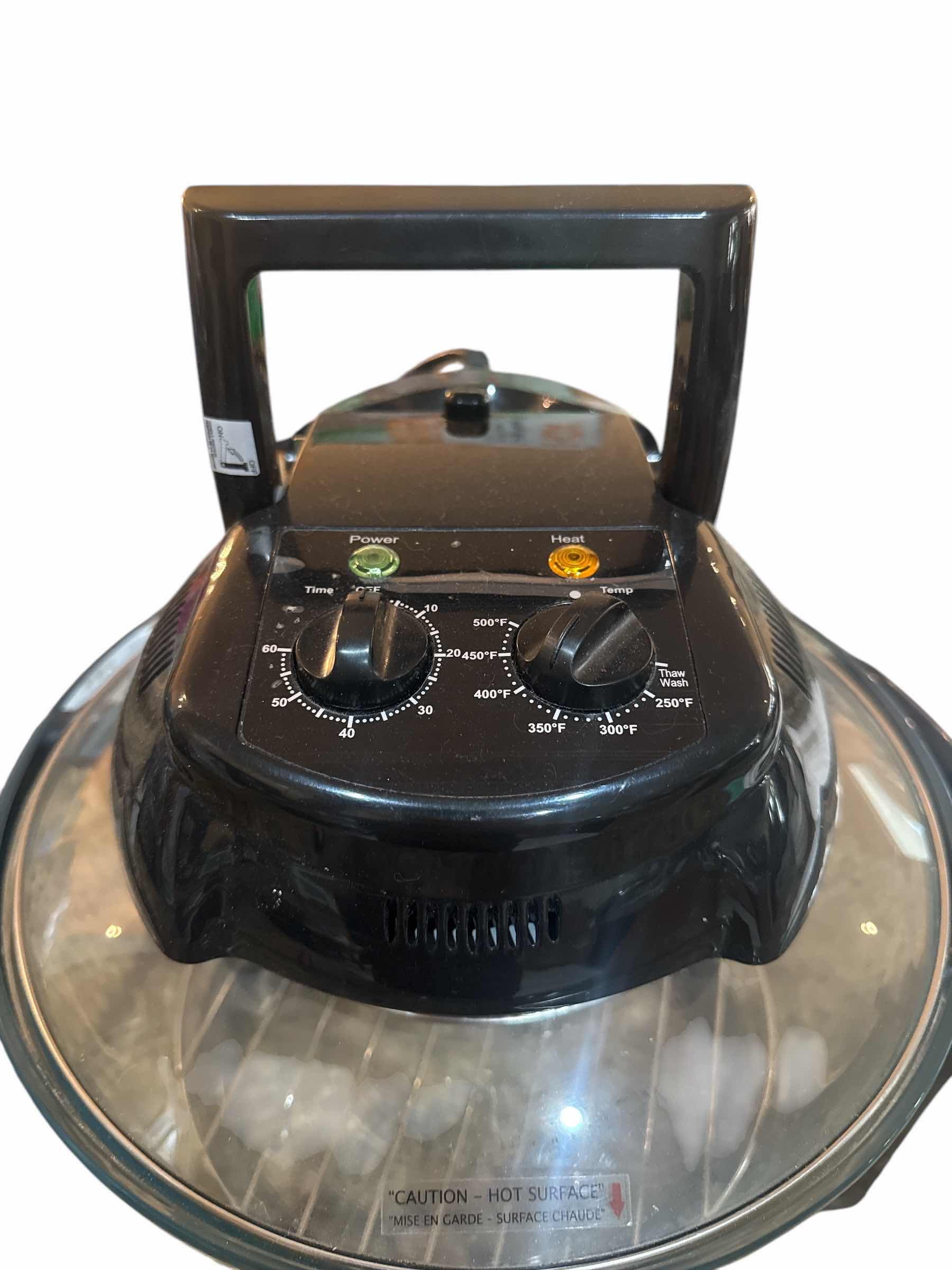 Photo 1 of DENI 10400 QUICK-N-EASY 10-4-QUART CONVECTION OVEN