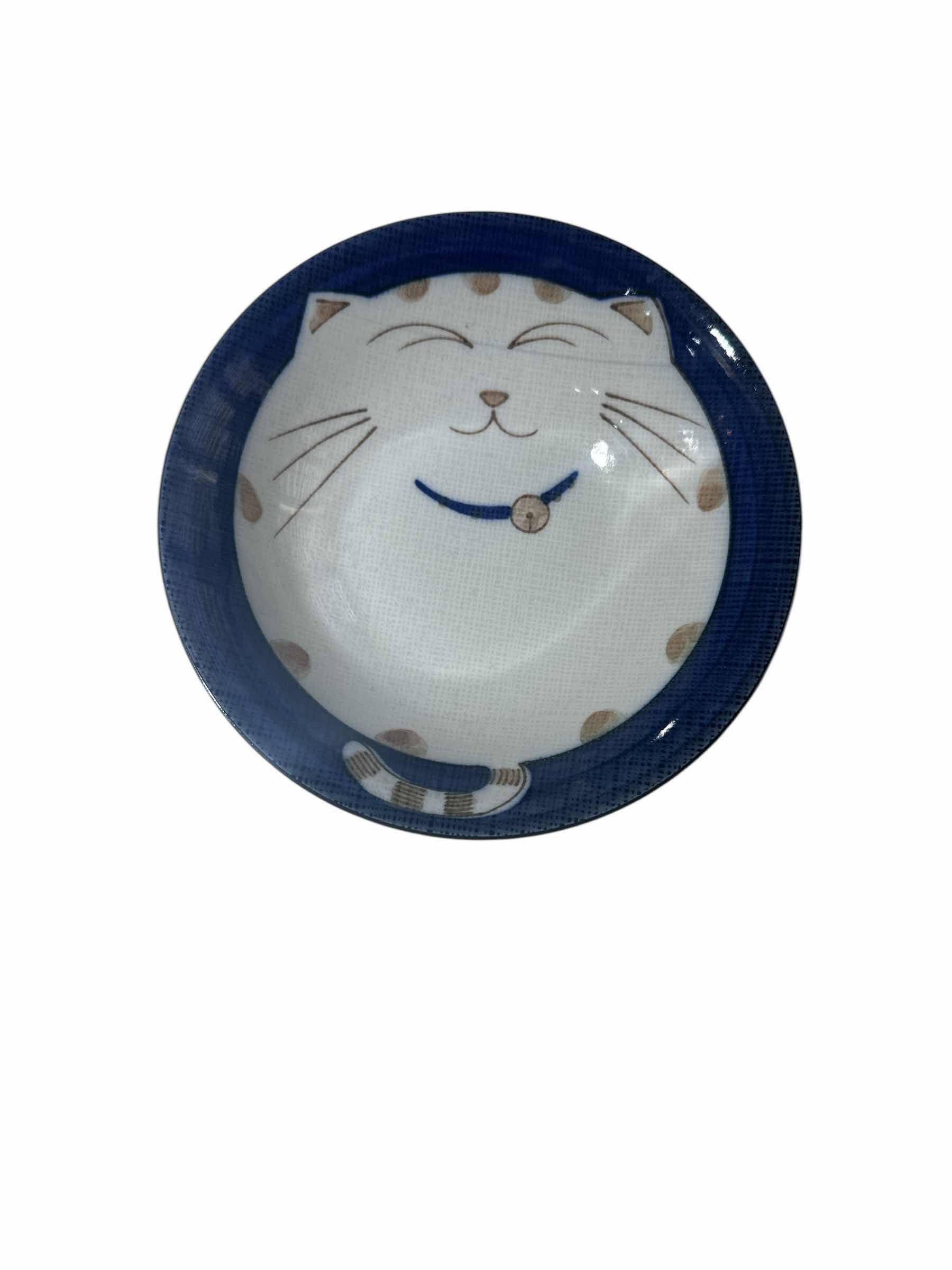 Photo 1 of 9 JAPANESE HAPPY CAT PIECES (6) SALAD BOWLS AND (2) SERVING BOWLS