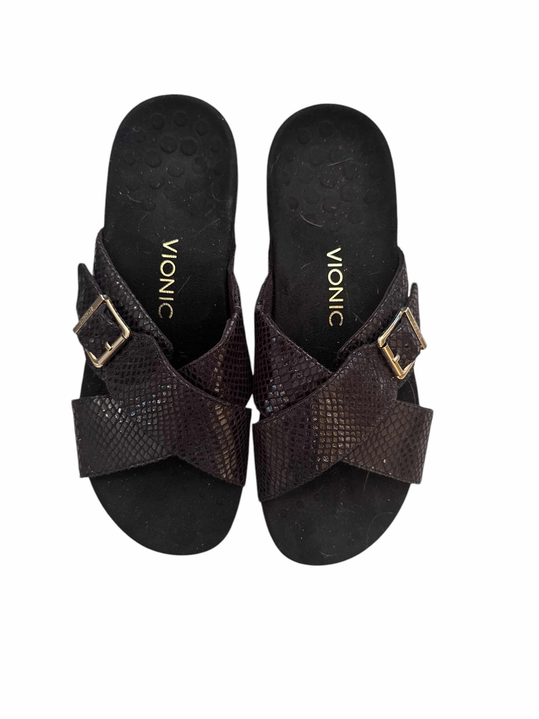 Photo 1 of BRAND NEW VIONIC SIZE 10 REST DORIE IN BLACK SNAKE COLOR