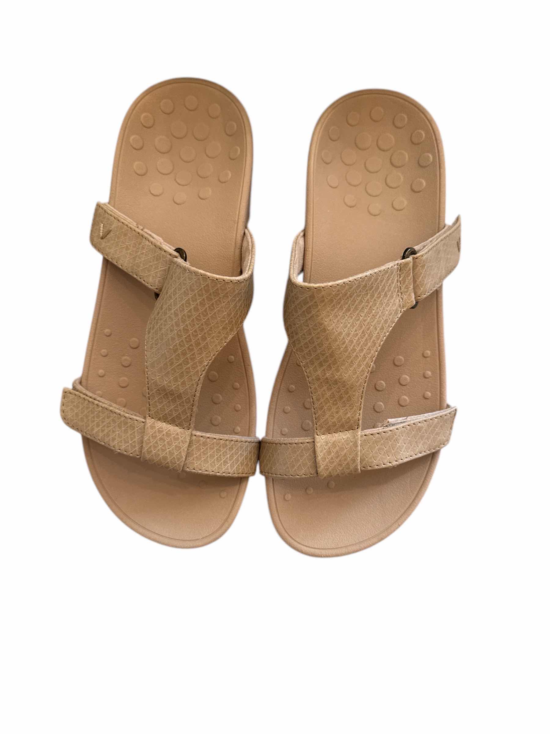 Photo 1 of BRAND NEW VIONIC SIZE 10 STYLE PACIFIC ELLIE IN COLOR OAT