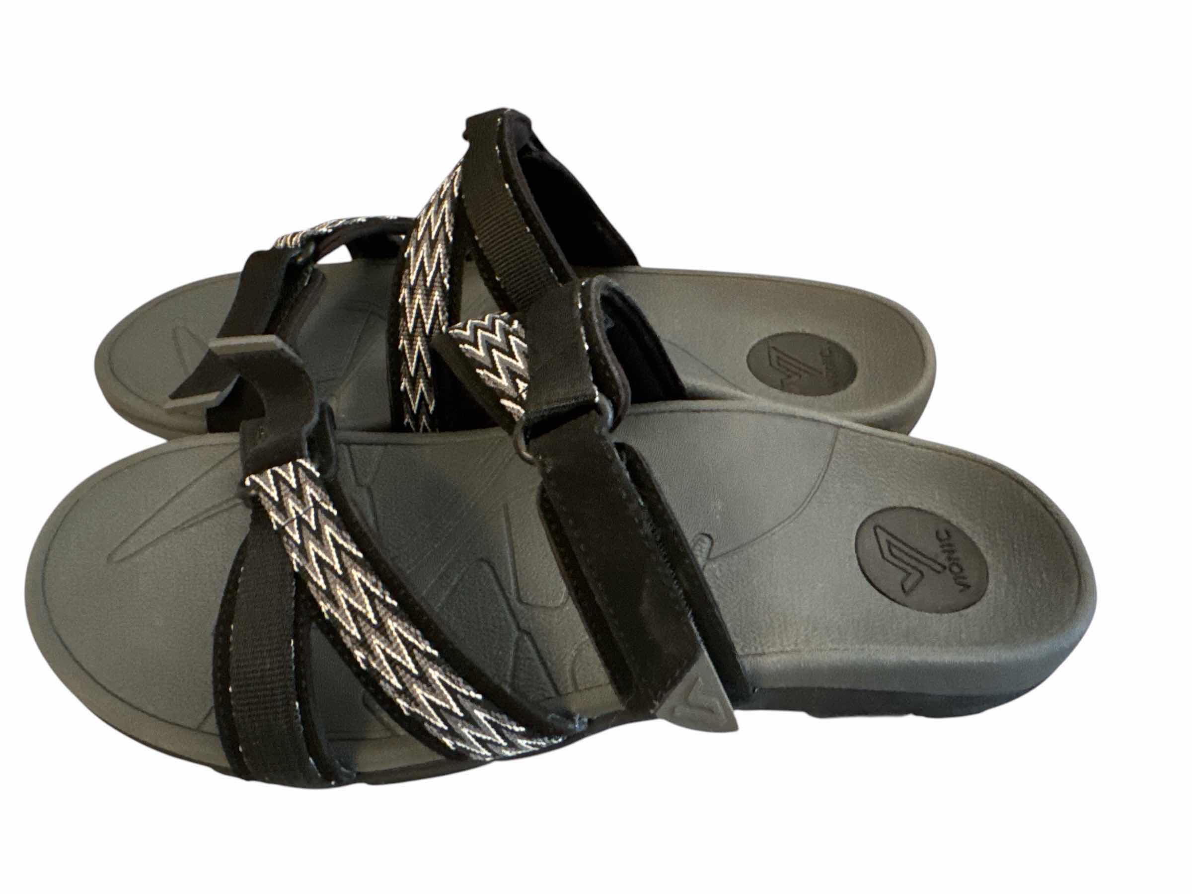 Photo 1 of BRAND NEW VIONIC SIZE 10 SAGE BRAEDEN IN COLOR BLACK