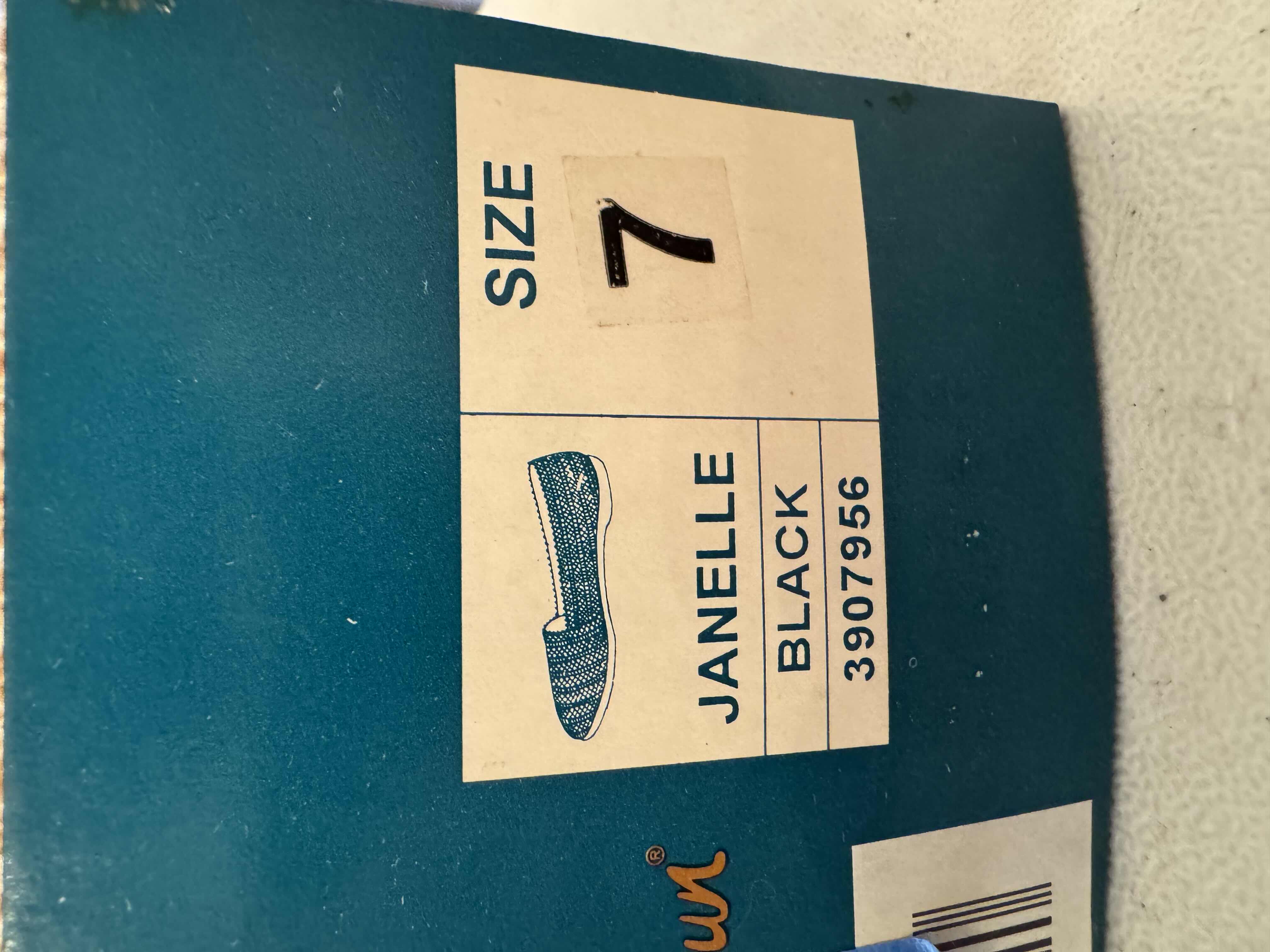 Photo 1 of SAND N SUN LLE BLACK SIZE 7-WOMEN'S SHOES