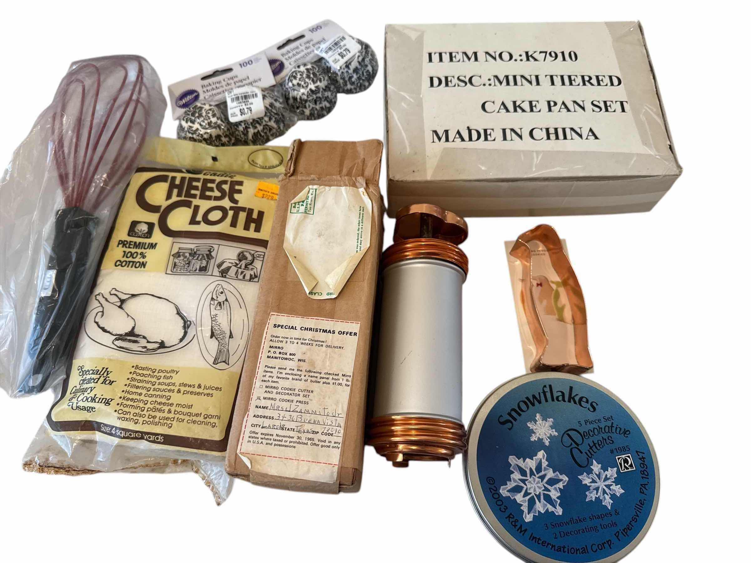 Photo 1 of 8 BAKING ITEMS