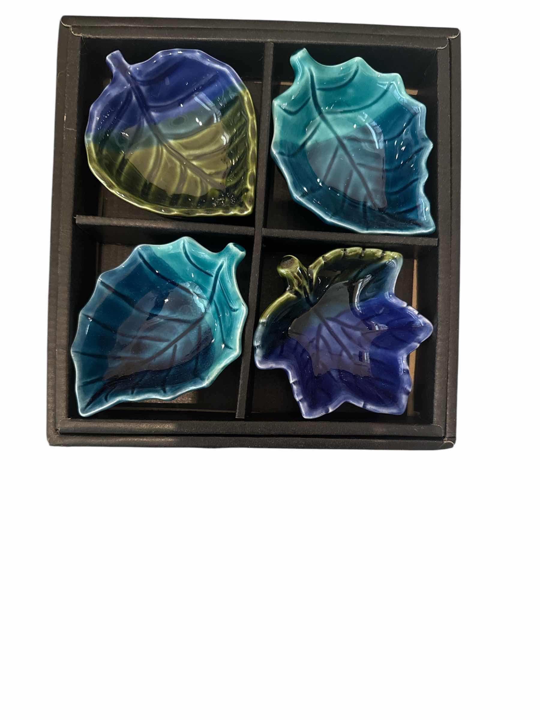 Photo 1 of ENTERTAINING SERVICE WARE