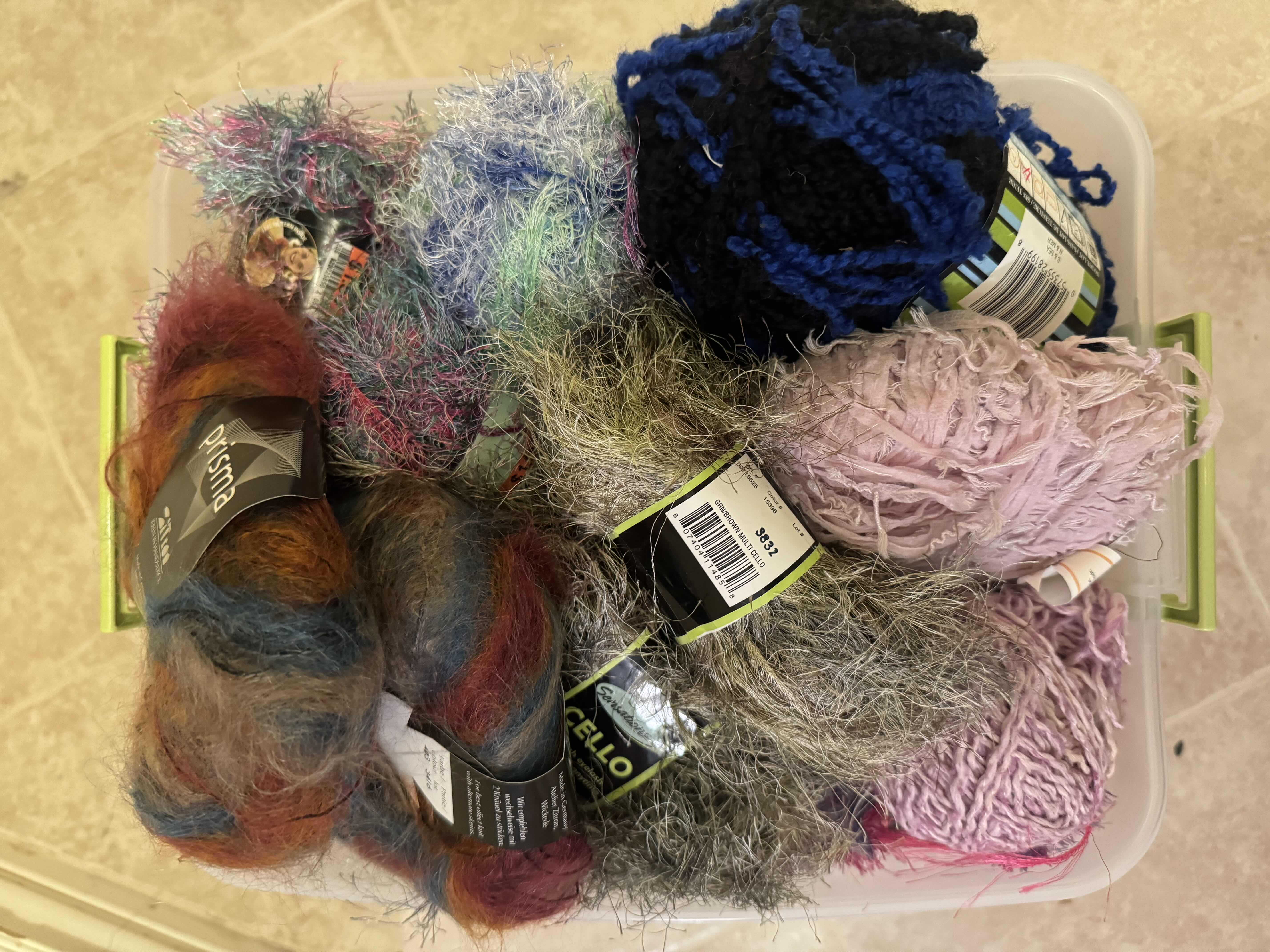 Photo 1 of TOTE OF SPECIALTY YARN/FIBER ART MATERIAL