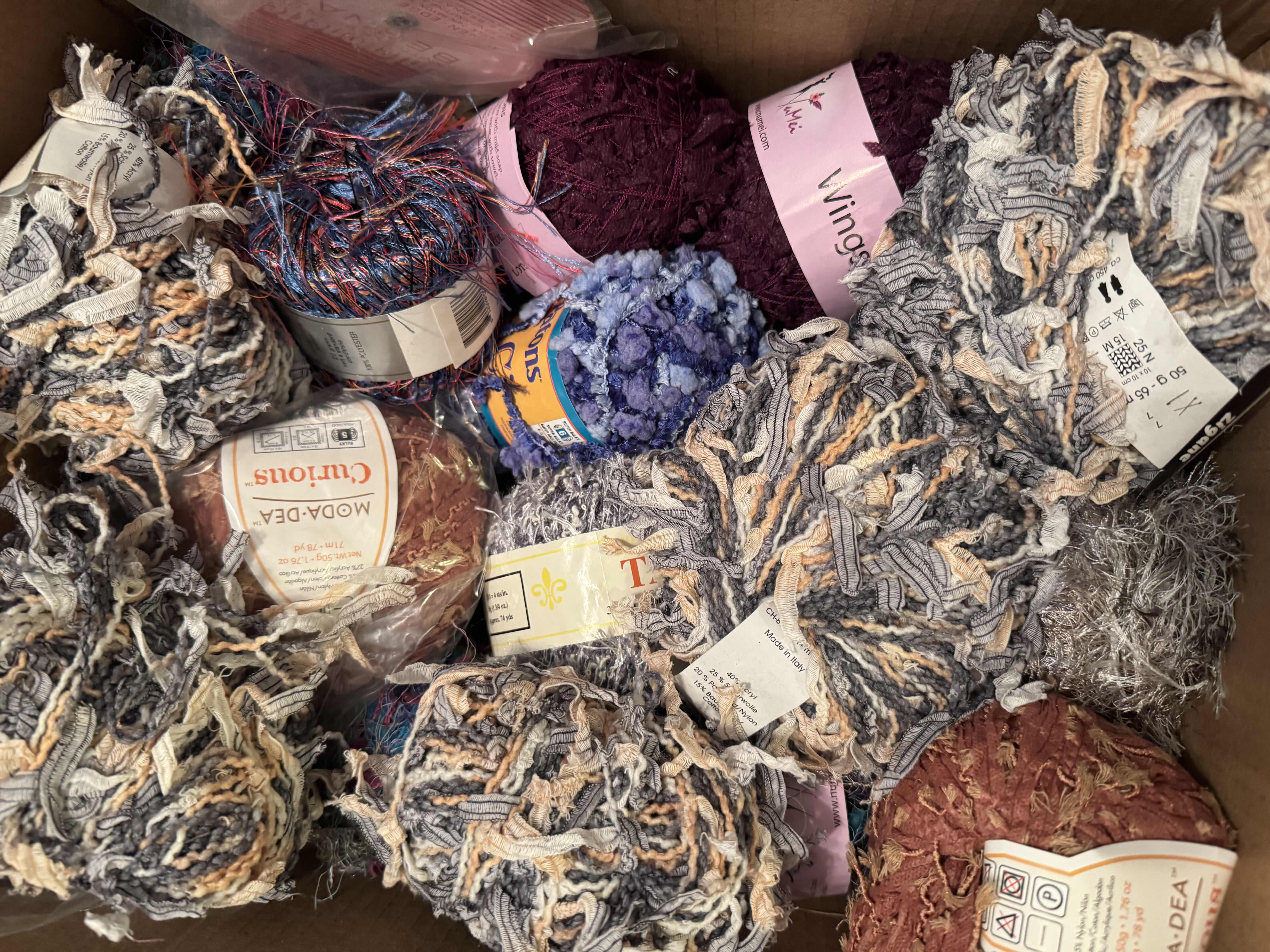 Photo 1 of TOTE OF YARN/ SPECIALTY FIBER ART MATERIAL