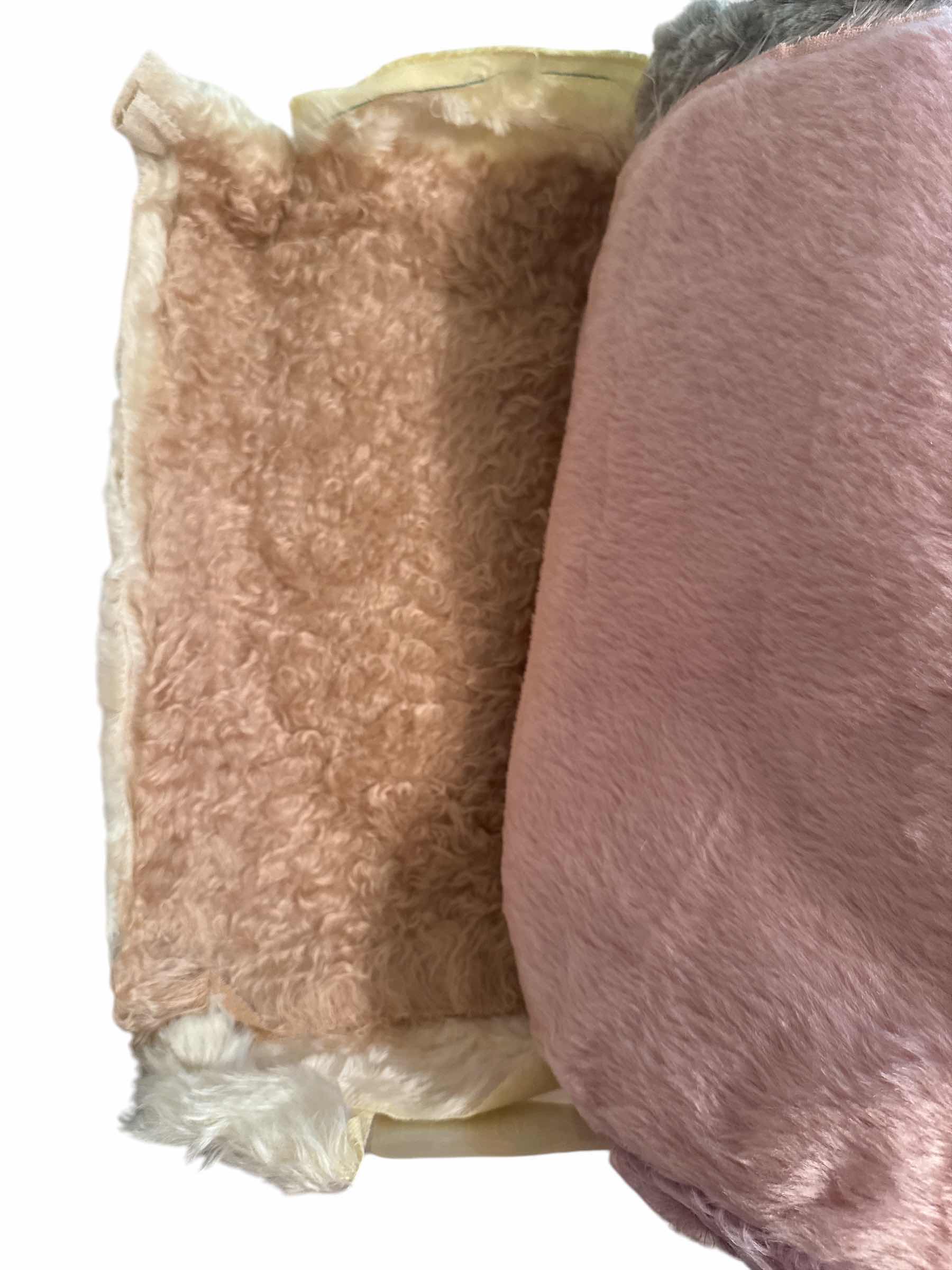 Photo 3 of 58 QT TOTE OF FABRIC