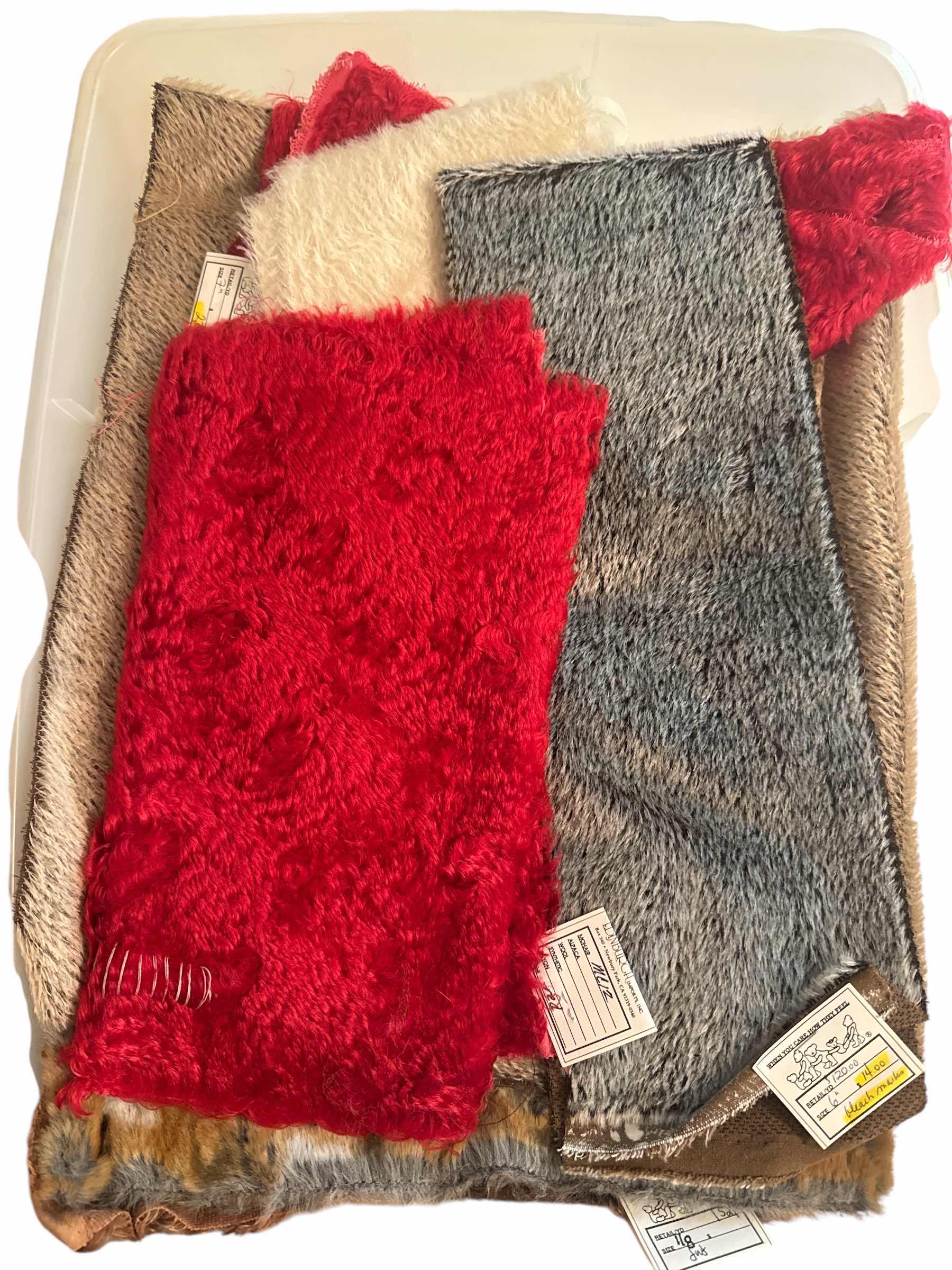 Photo 1 of 58 QT TOTE OF FABRIC