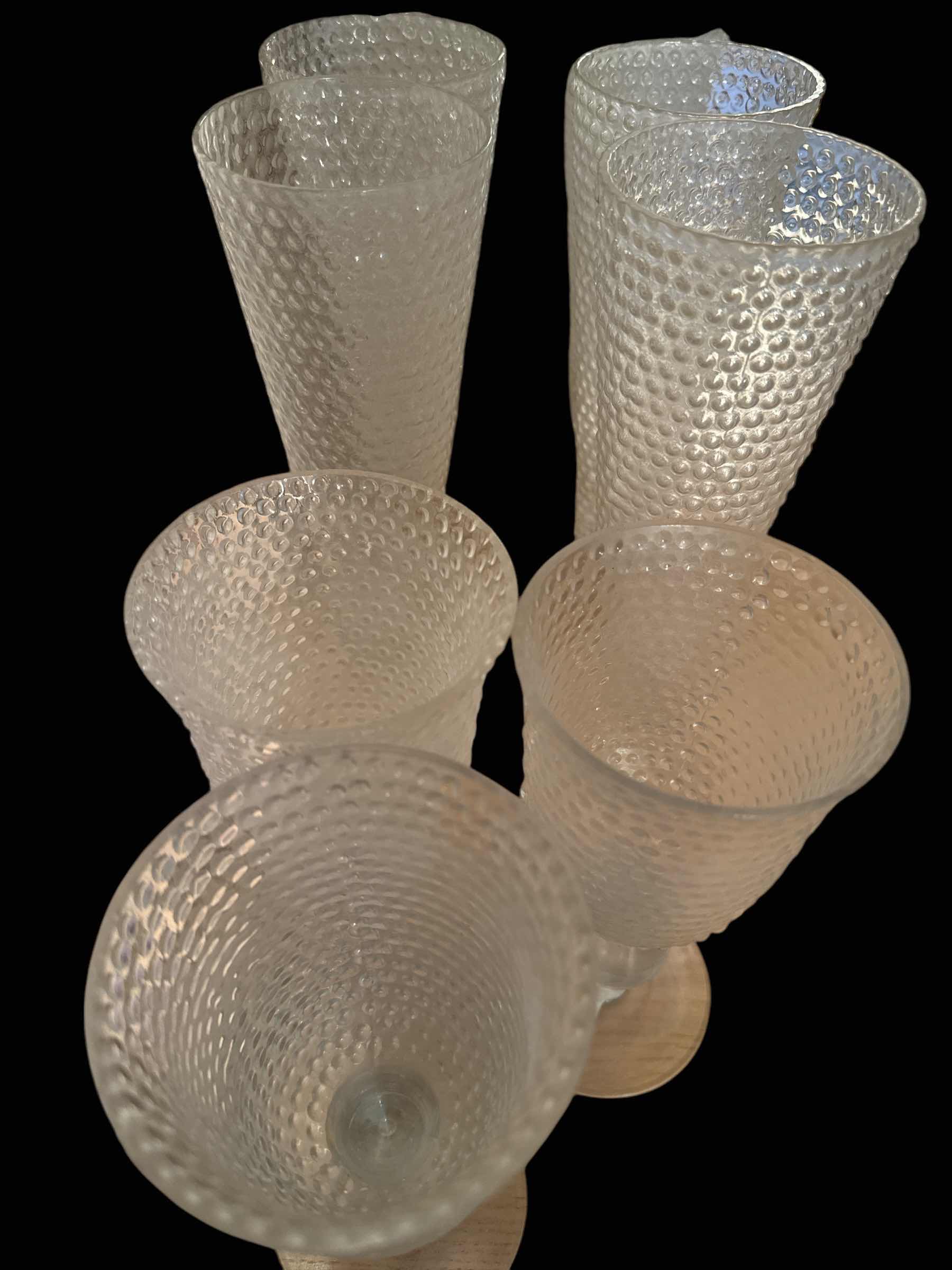 Photo 1 of 8 PIECES OF LEMENTS STEMWARE