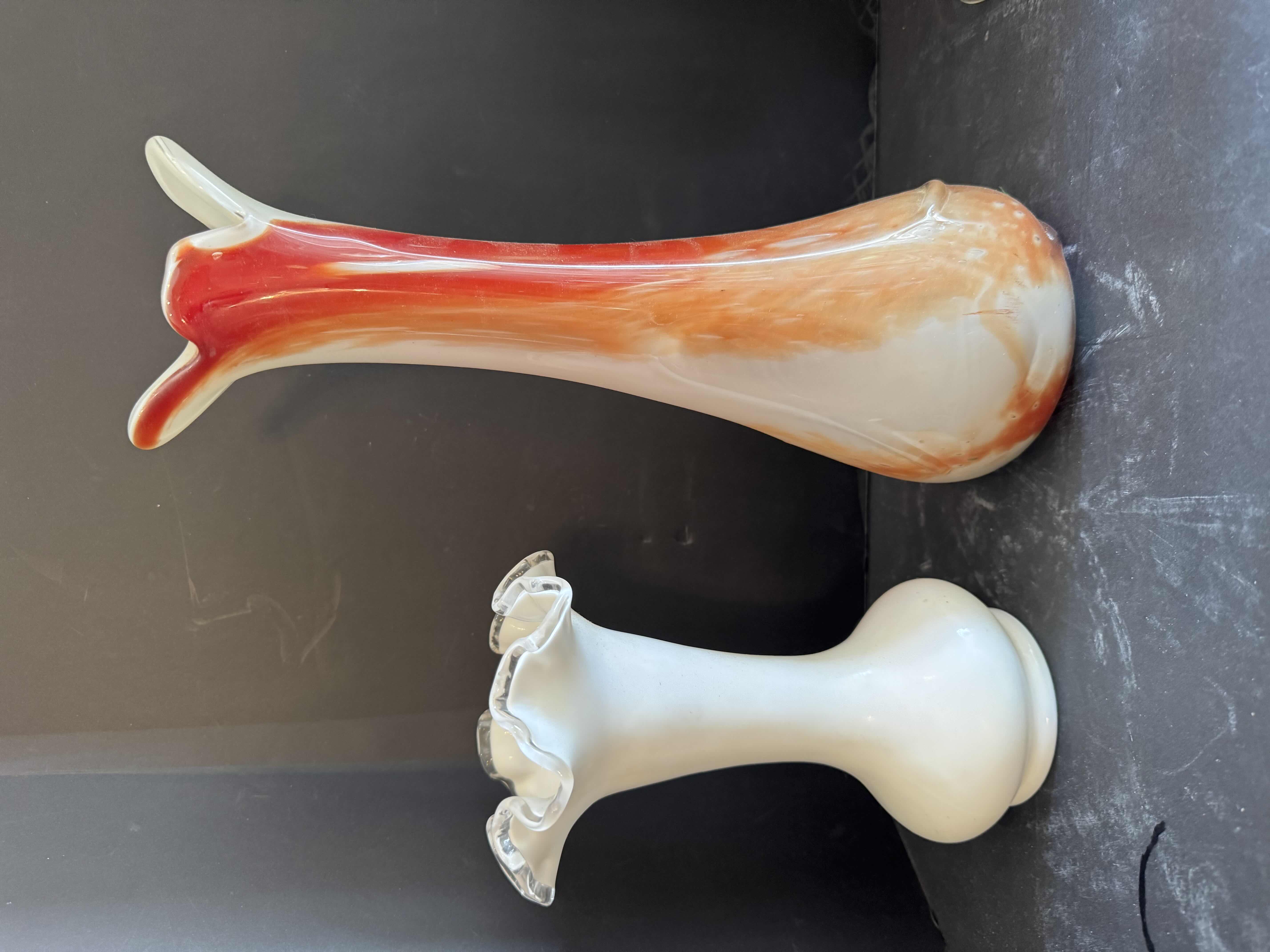 Photo 1 of ASSORTED GLASS FLOWER VASES, 7 ITEMS
ORANGE/WHITE VASE
D4.5” X H13.5”

WHITE VASE 
D5.5” X H8.5”

CLEAR VASES 
H9” AND SMALLER