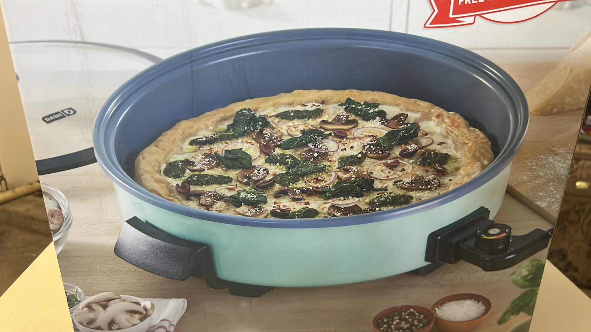 Photo 1 of 5 QT FAMILY SIZE ELECTRIC SKILLET NIB