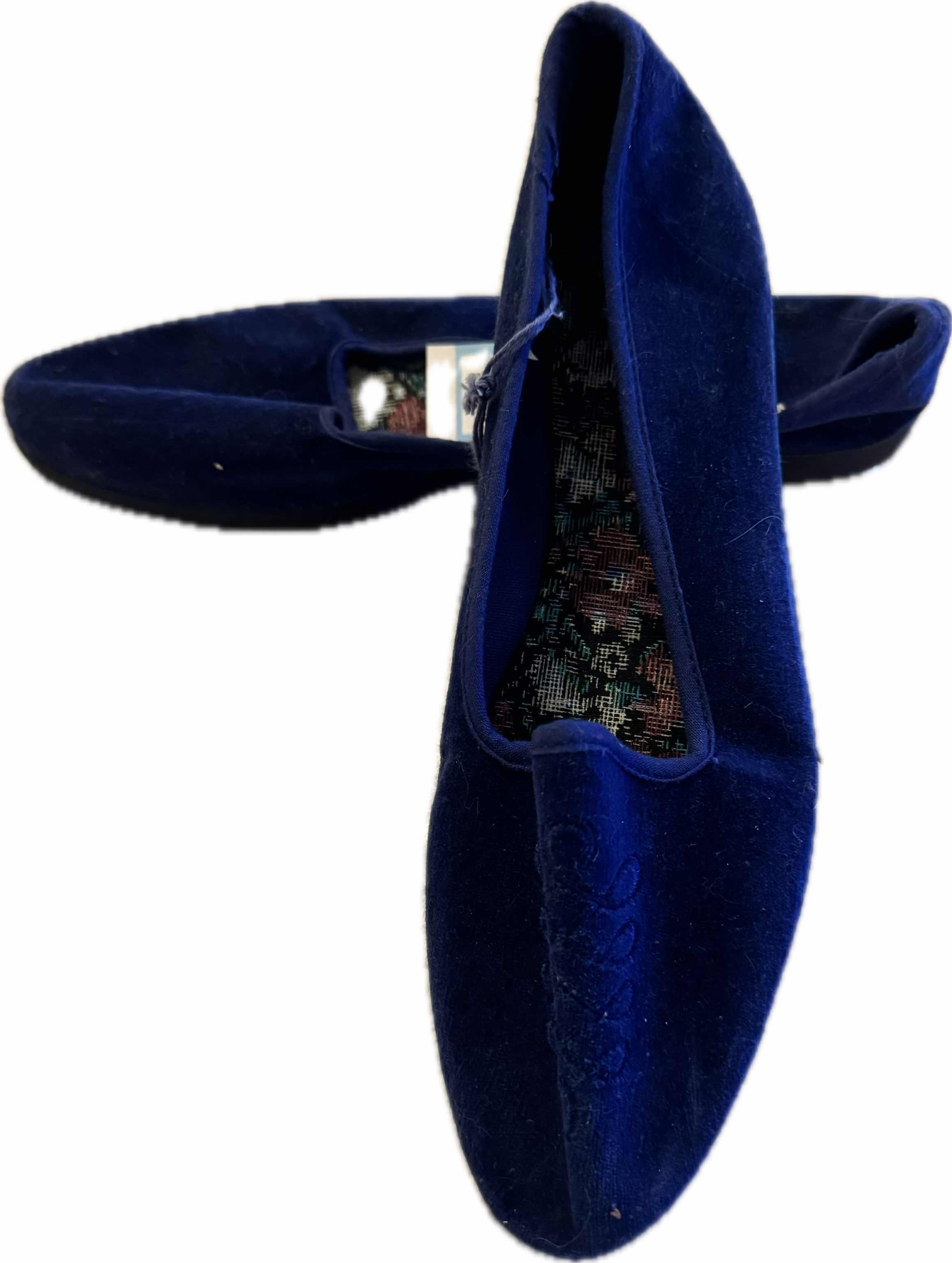 Photo 1 of 3- NEW WOMENS SHOES SIZE 8, BLUE AND GREEN JUST FOR KICKS SLIP ON SHOES. BLACK FOAM SLIPPERS SIZE LARGE