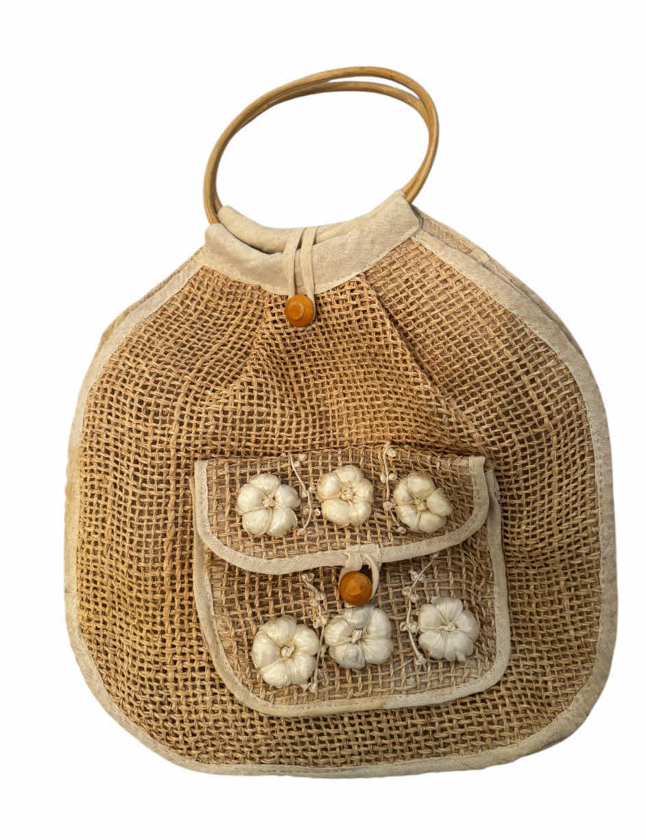 Photo 1 of 3- WOMENS HANDBAGS PURSES TOTES, LAUREL BURCH CAT TOTE, TOMMY HILFIGIRE AMERICAN FLAG TOTE, STRAW HANDBAG PURSE